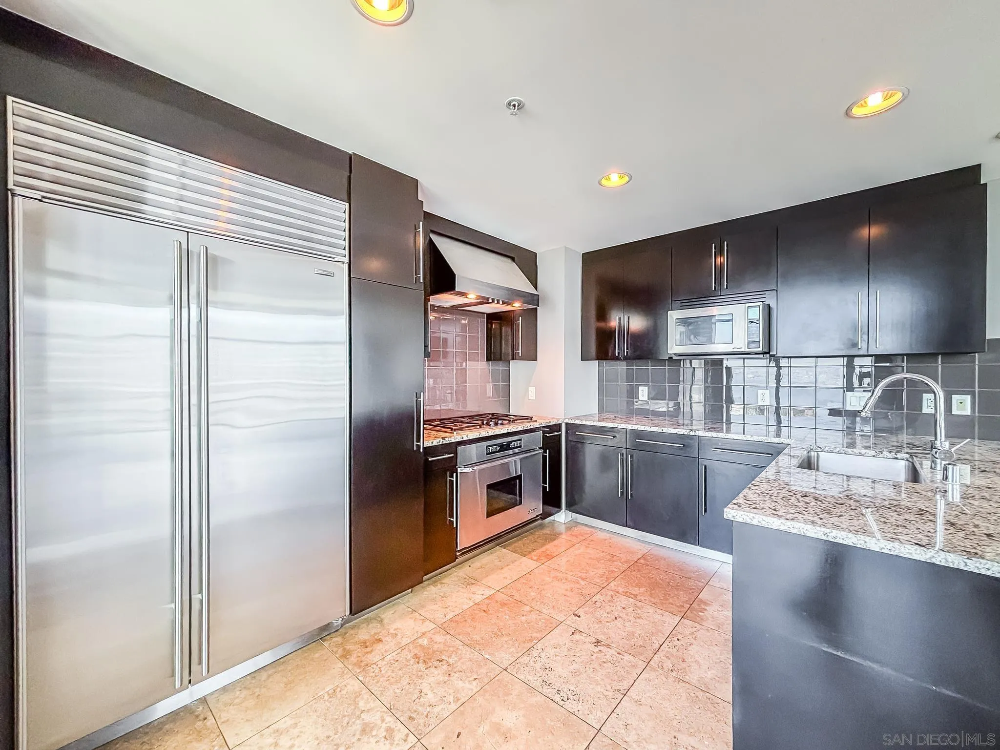 Photo #10: 260019009 Listing: Photo #10