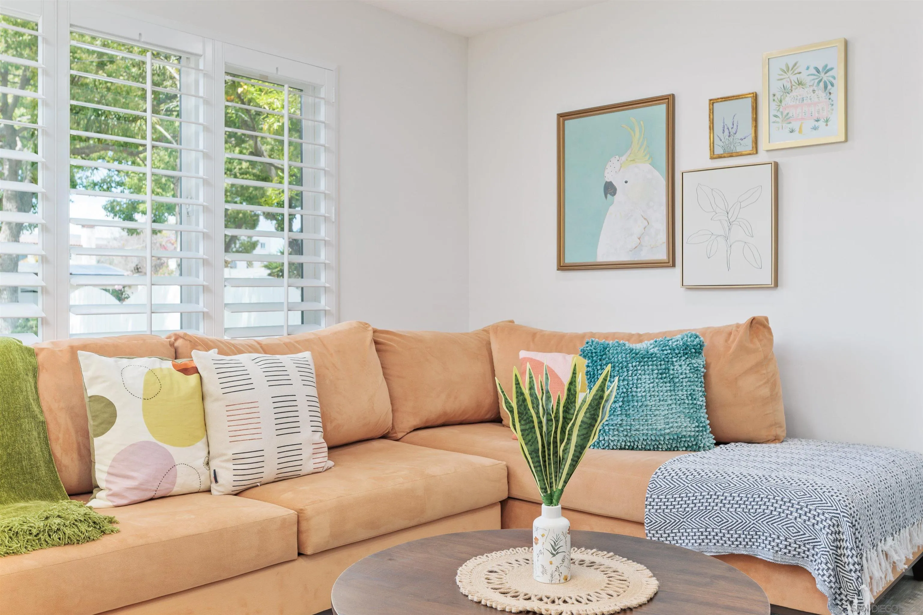 https://cdn.realtyfeed.com/cdn/127/260019013/0b8bf14bc75c2230f7acb73876a3be88.webp