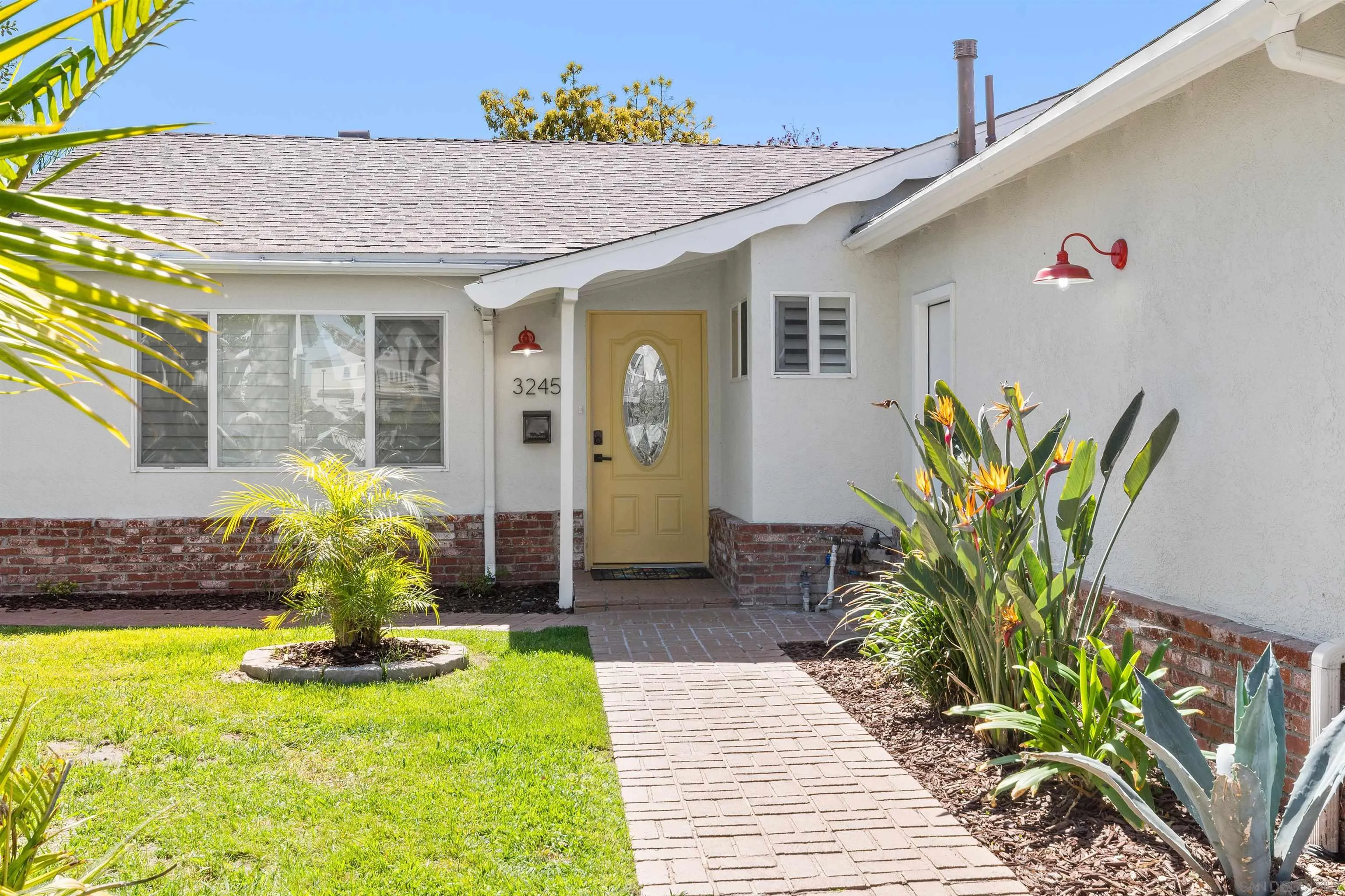 https://cdn.realtyfeed.com/cdn/127/260019013/5634ed3aac26b923fe77813c29cca801.webp