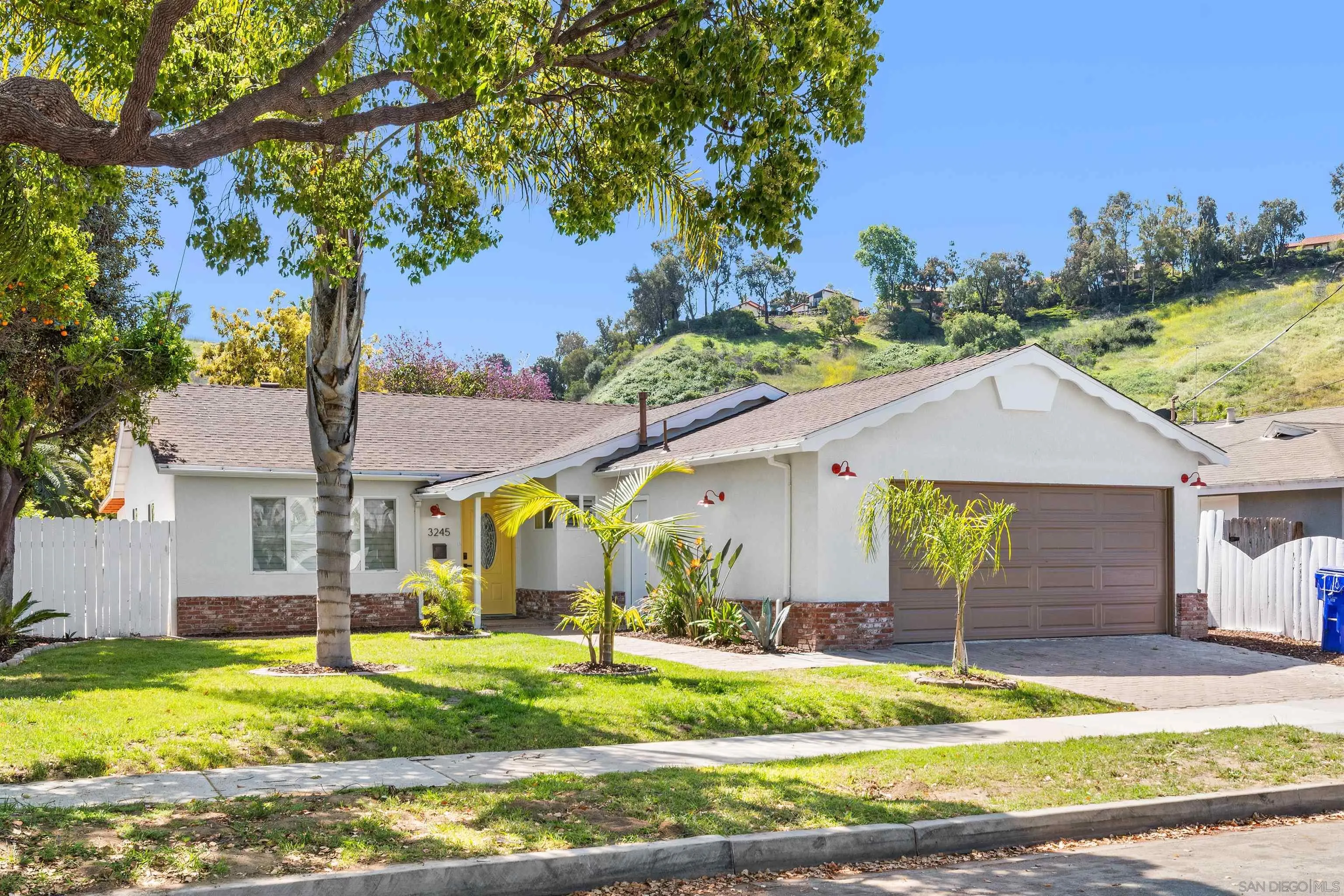 https://cdn.realtyfeed.com/cdn/127/260019013/928c2e0e4f731a0a12904ab740b53a6c.webp
