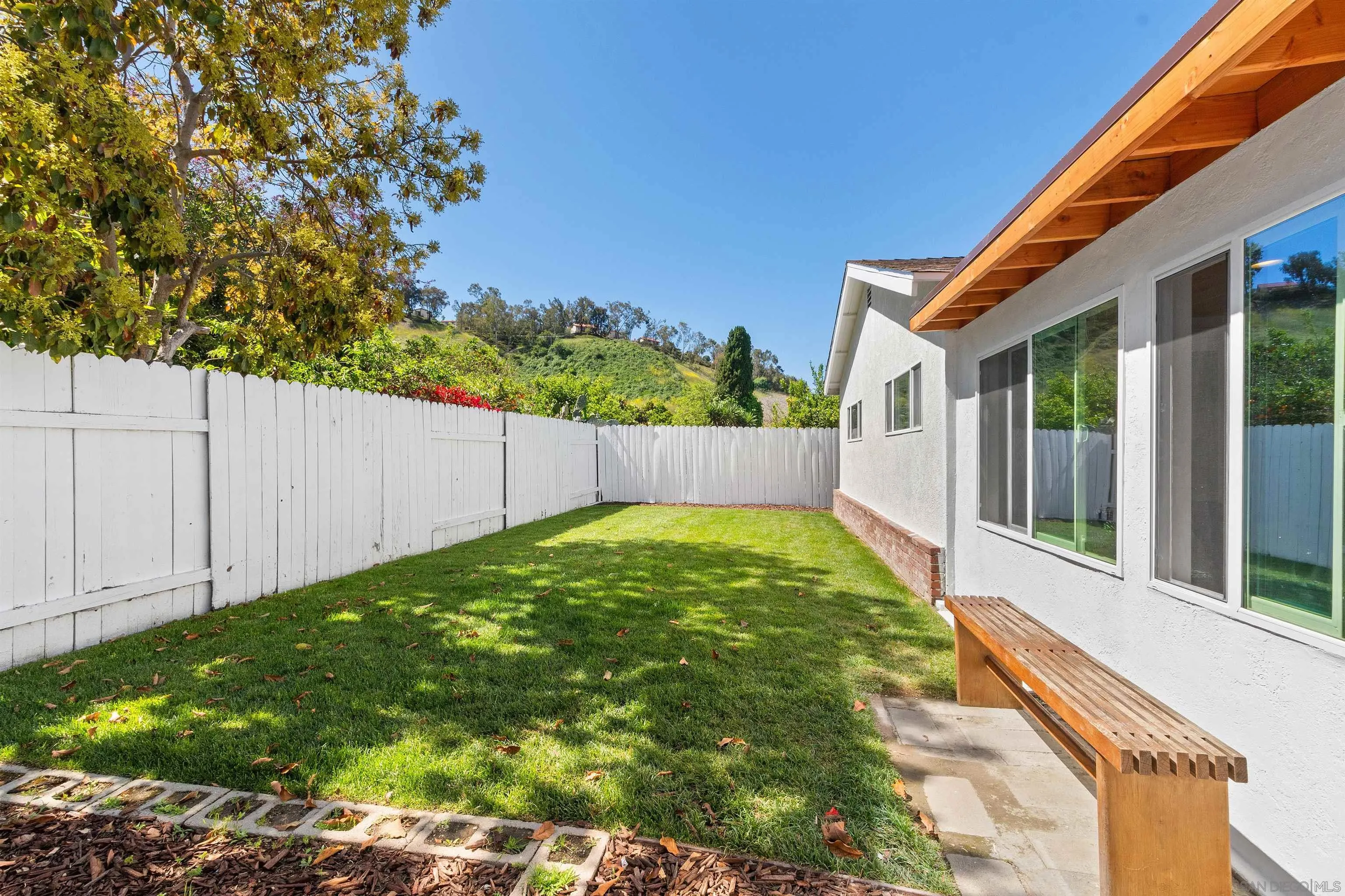 https://cdn.realtyfeed.com/cdn/127/260019013/b926e2b96c6c8d63930efe4fe9afba82.webp
