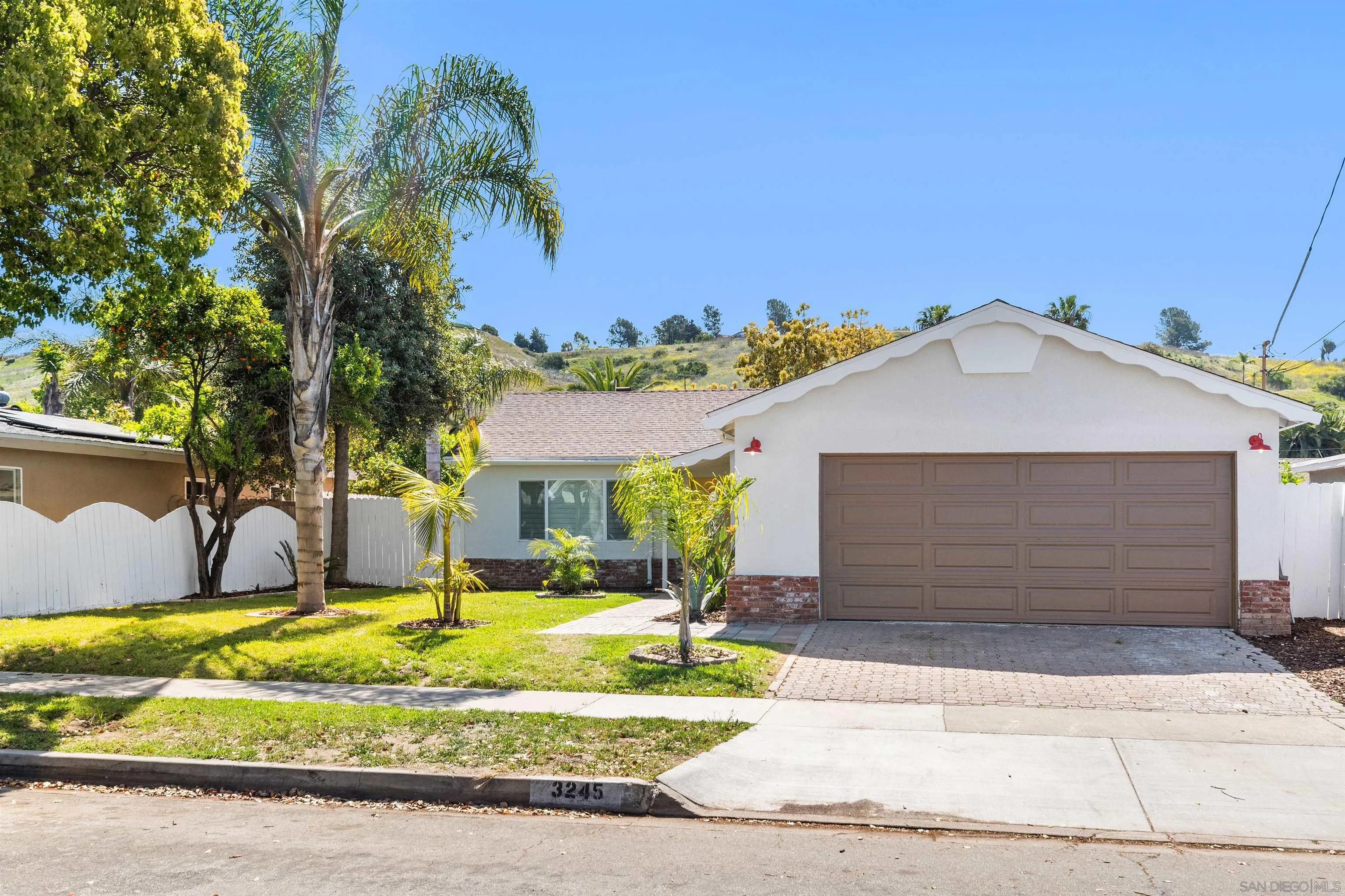 https://cdn.realtyfeed.com/cdn/127/260019013/bb24d97f1a53867700ee2cd13934f4fa.webp