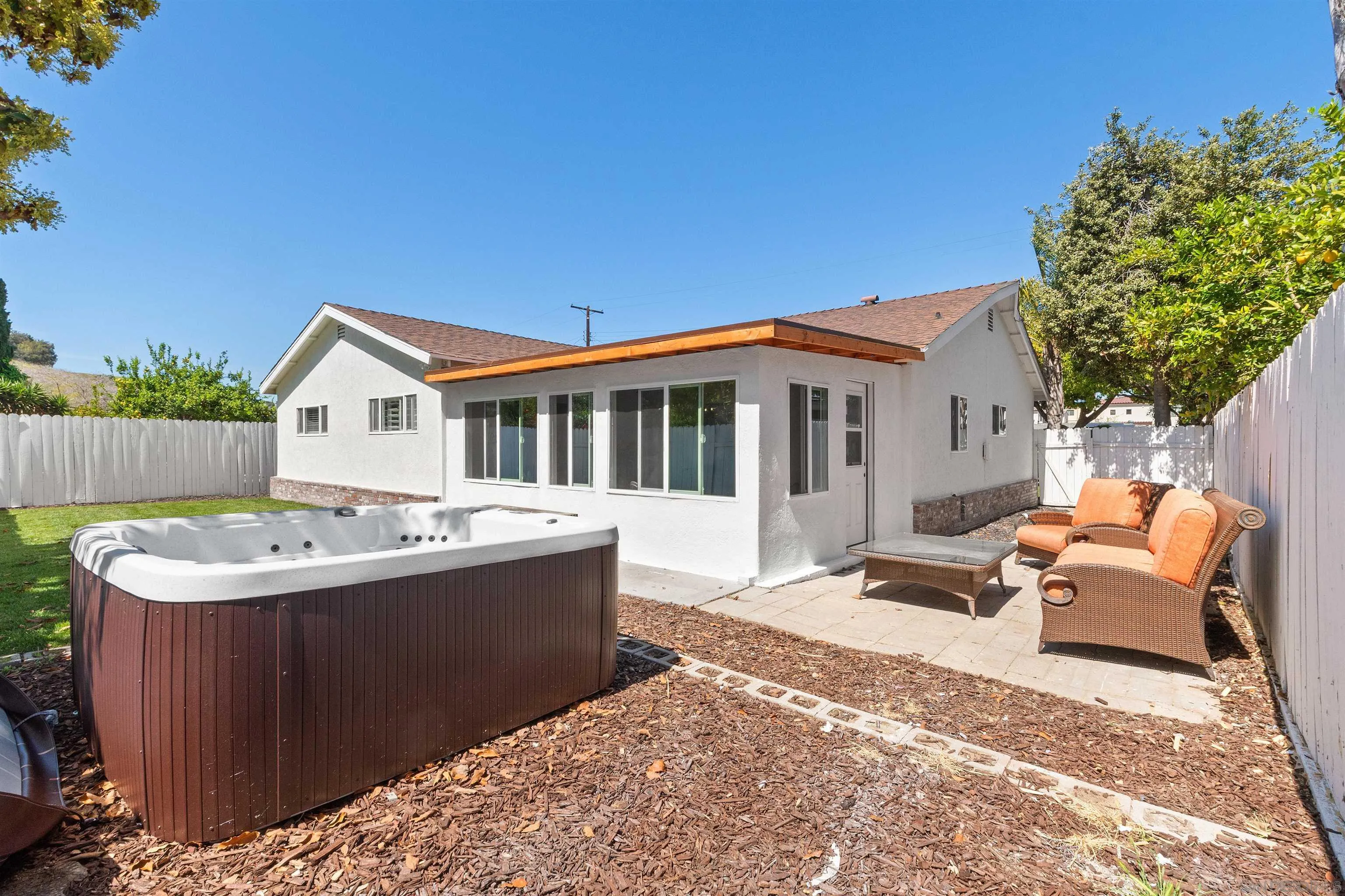 https://cdn.realtyfeed.com/cdn/127/260019013/bc42fbd6ba13030e6db3a2b152281610.webp