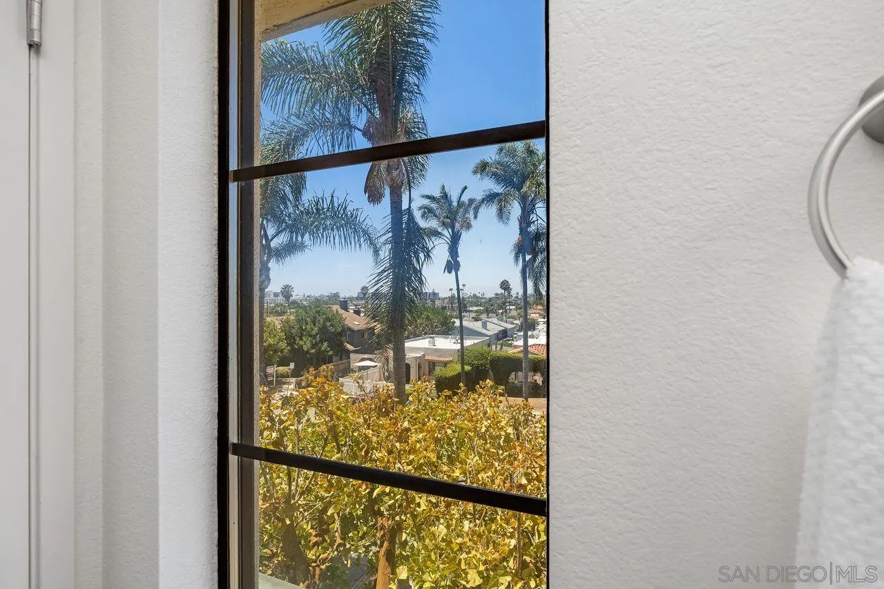 Photo #12: 260019014 Listing: Photo #12