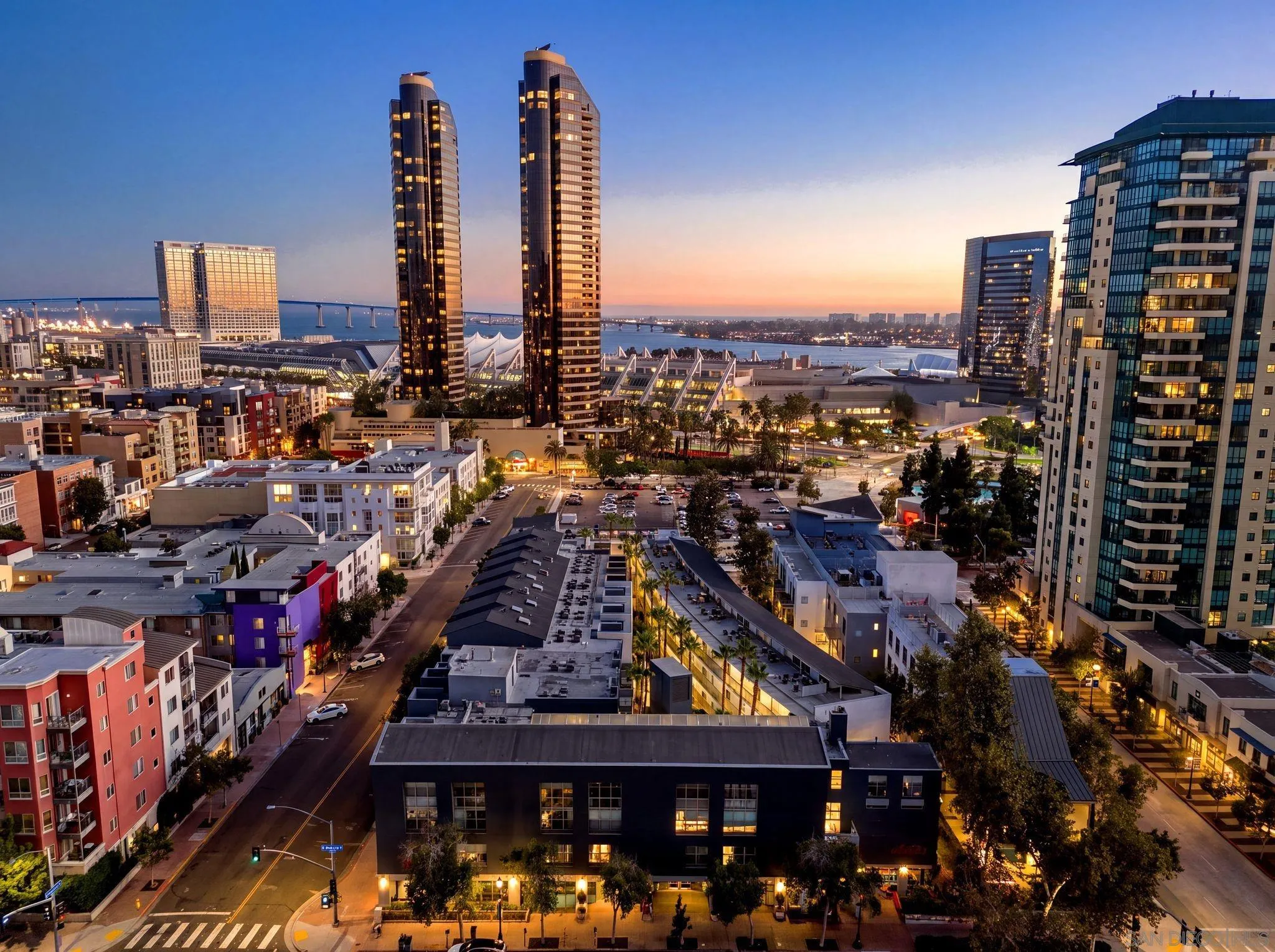 https://cdn.realtyfeed.com/cdn/127/260019016/4ad3e9c529b7d7634986747e2920ed67.webp
