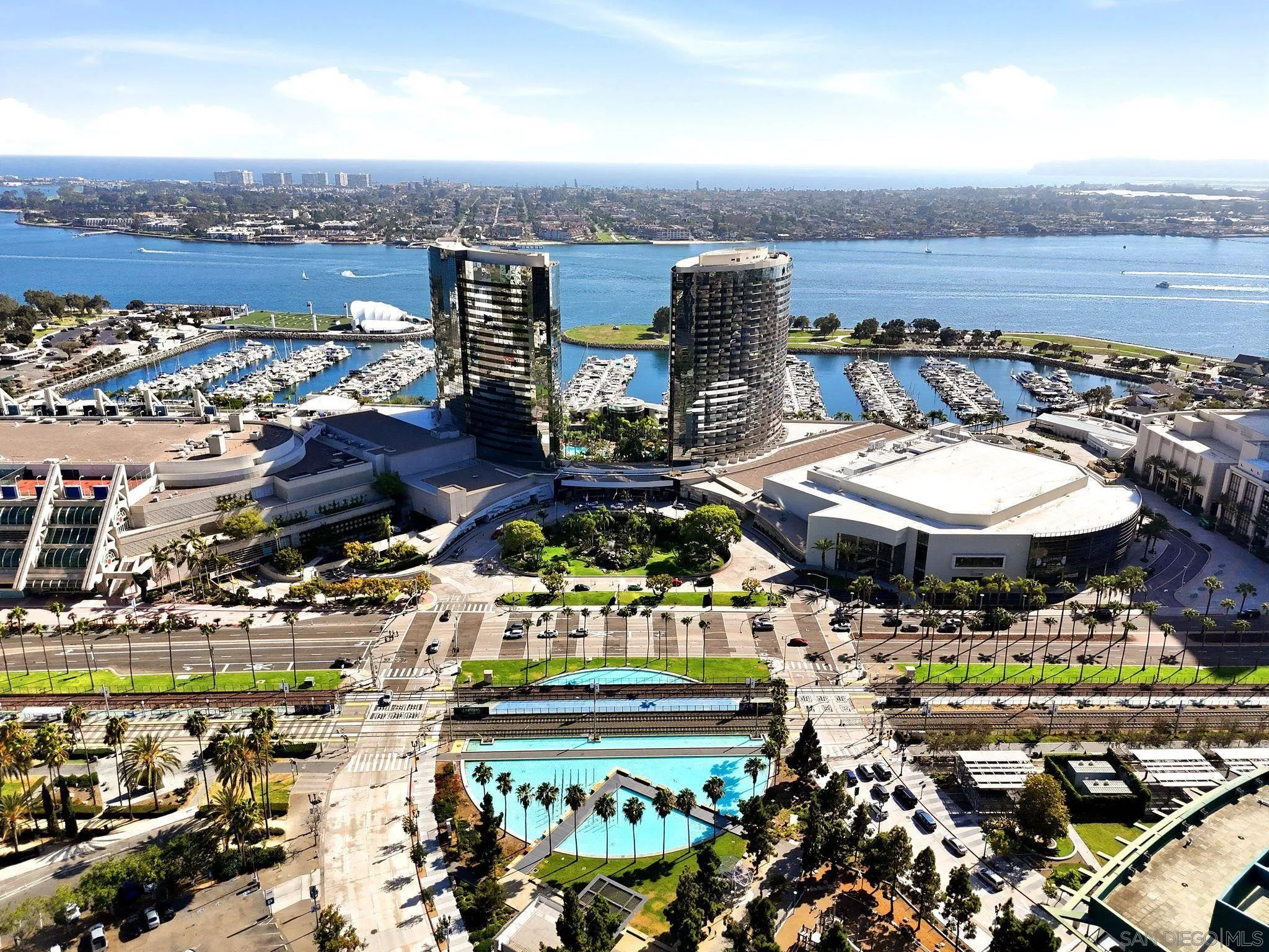 https://cdn.realtyfeed.com/cdn/127/260019016/b1f3224da3a0159c10a97707aad0bc9a.webp