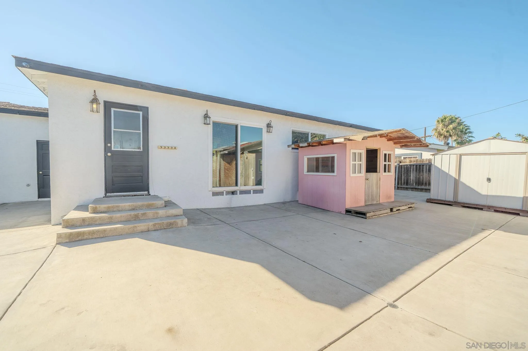 https://cdn.realtyfeed.com/cdn/127/260019019/13e2e66aadbf5df9378429fb5fd02536.webp