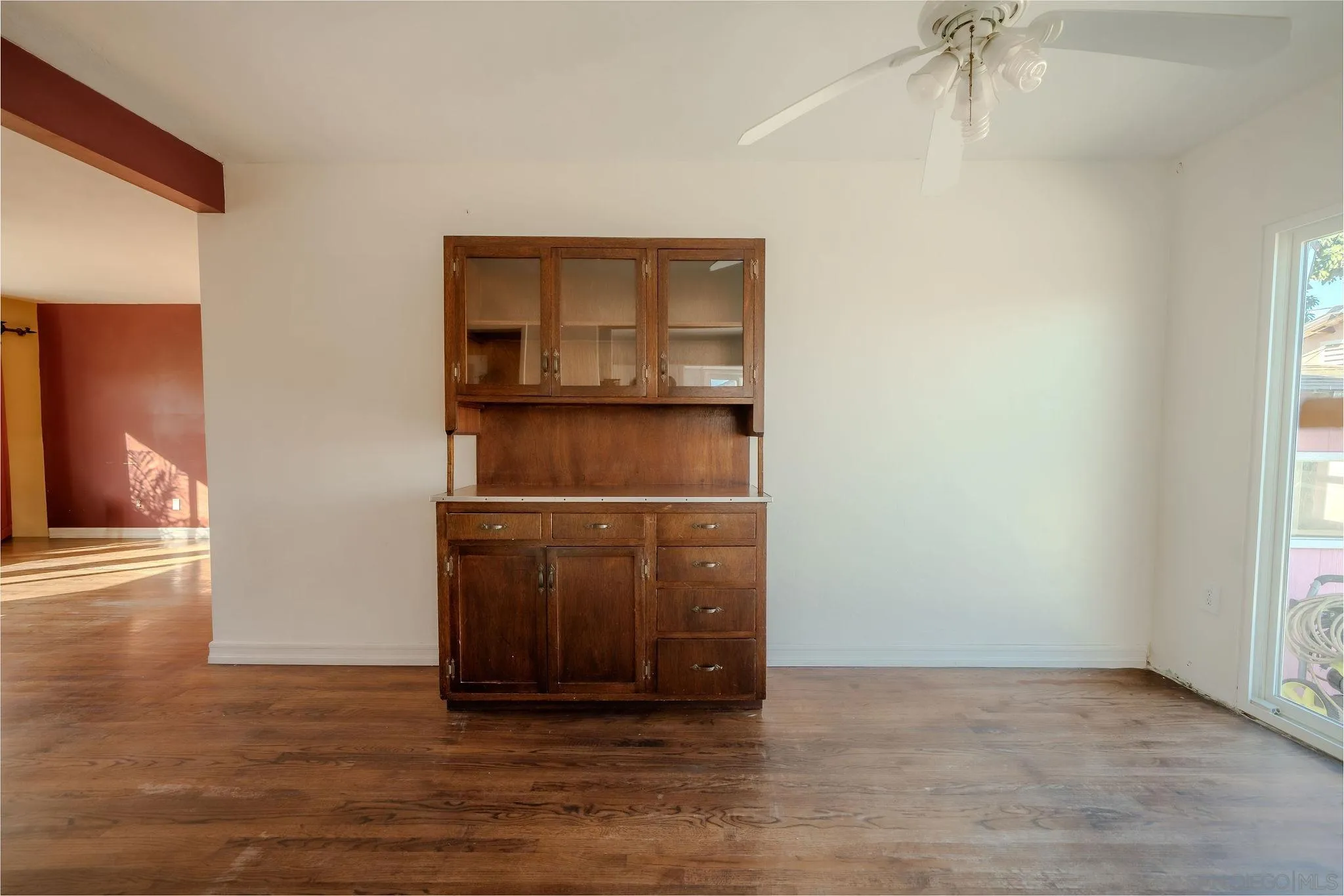 https://cdn.realtyfeed.com/cdn/127/260019019/28dc3fc39e56345ce71b6659f1b30ec4.webp