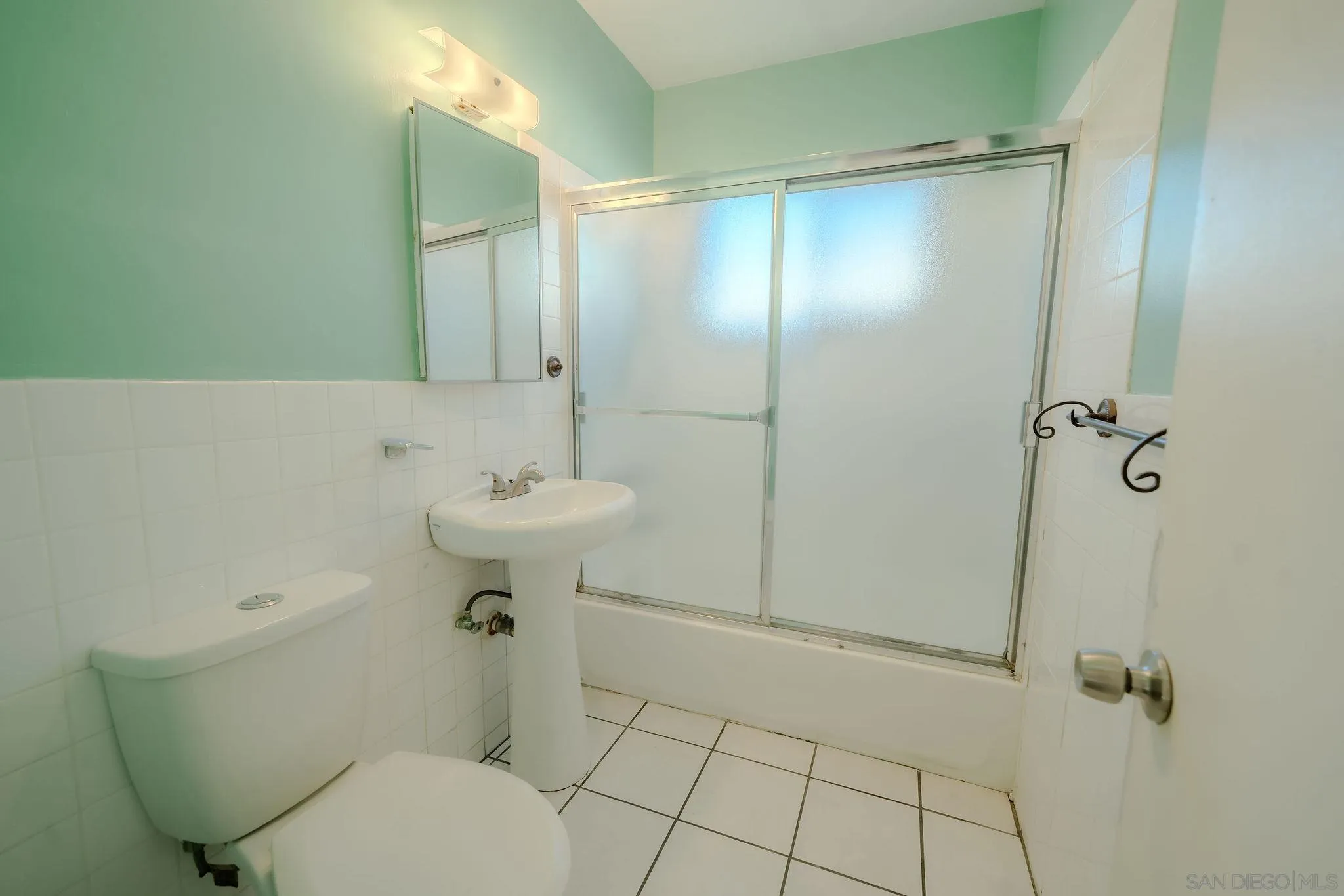 https://cdn.realtyfeed.com/cdn/127/260019019/4f62d1c0bd922b1c65fad0a1af053a87.webp