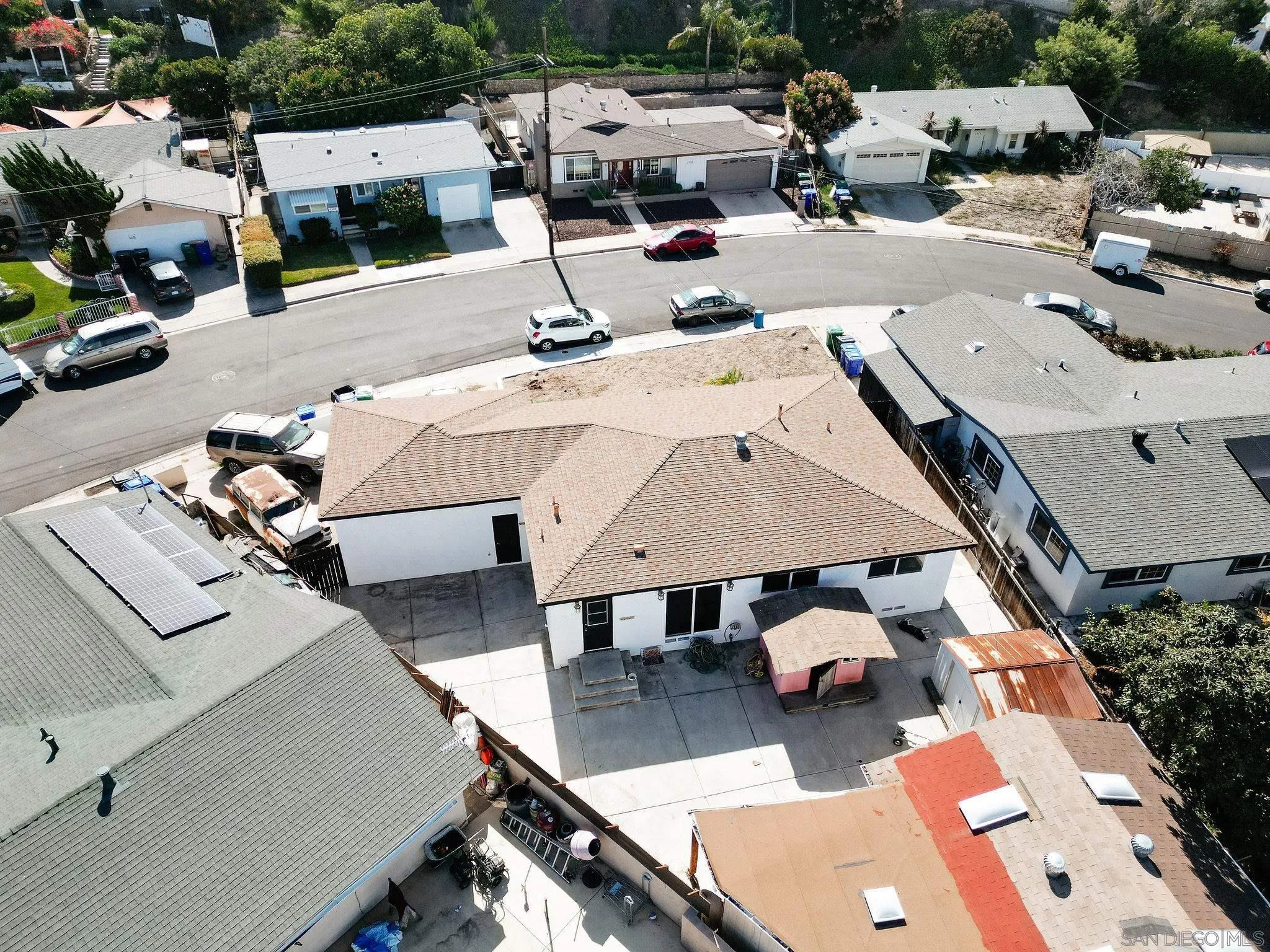 https://cdn.realtyfeed.com/cdn/127/260019019/5310c013b0c0d89a13075050fe8a90ec.webp