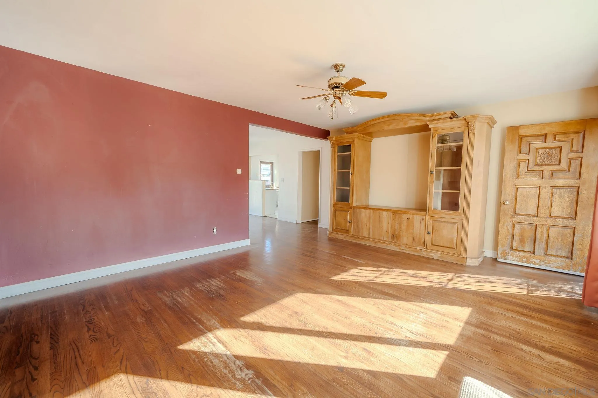 https://cdn.realtyfeed.com/cdn/127/260019019/a5a46d41b76d6fef6d6eeba4c4eb0a29.webp
