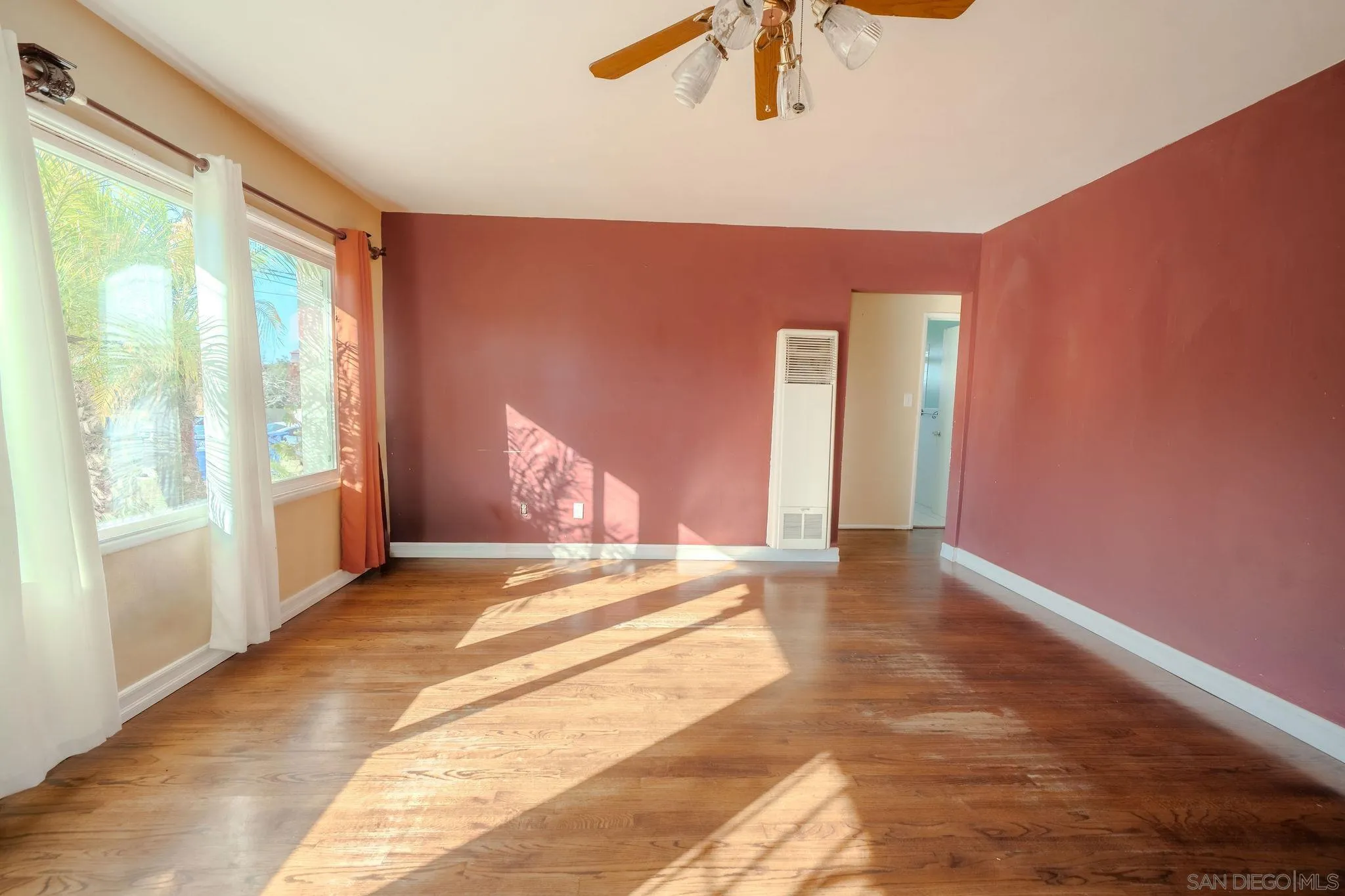 https://cdn.realtyfeed.com/cdn/127/260019019/a7399d363c535a7042f9c2ef2e15daad.webp