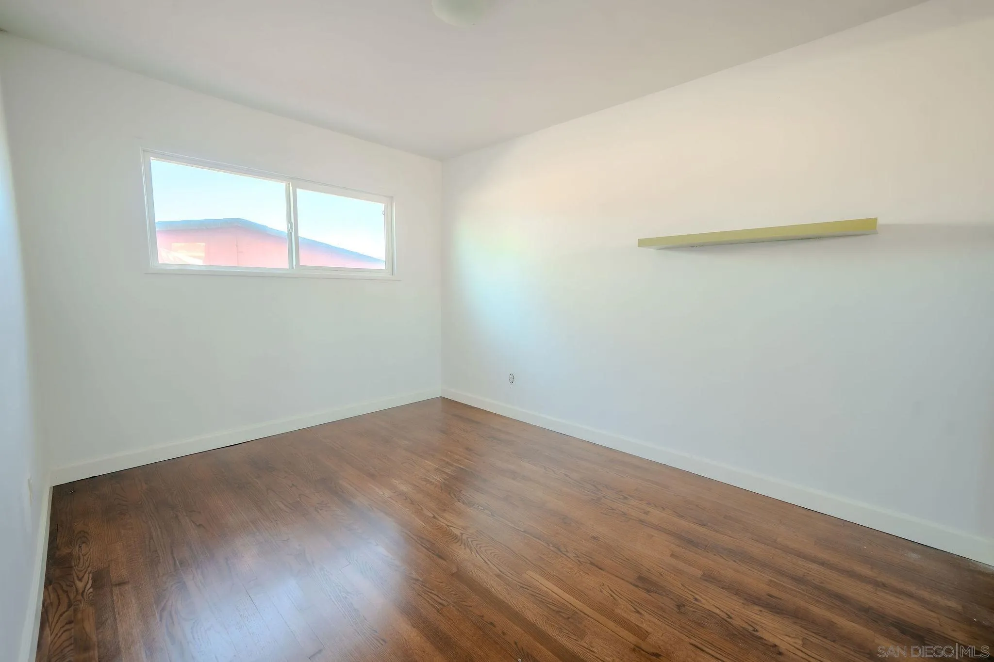 https://cdn.realtyfeed.com/cdn/127/260019019/ec2853a2e18d517a005907fede0cc5f9.webp