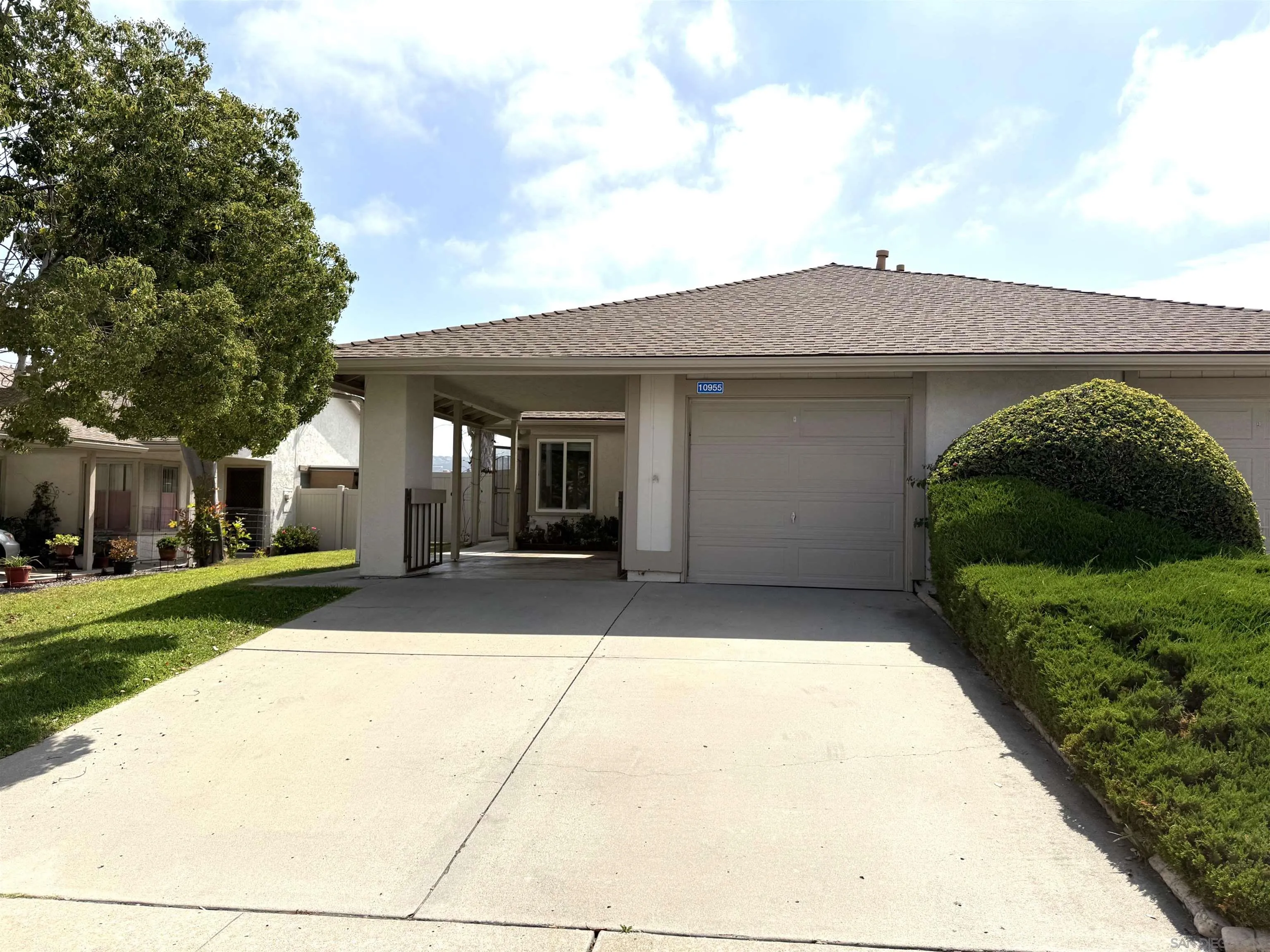 Photo #1: 260019020 Listing: Photo #1