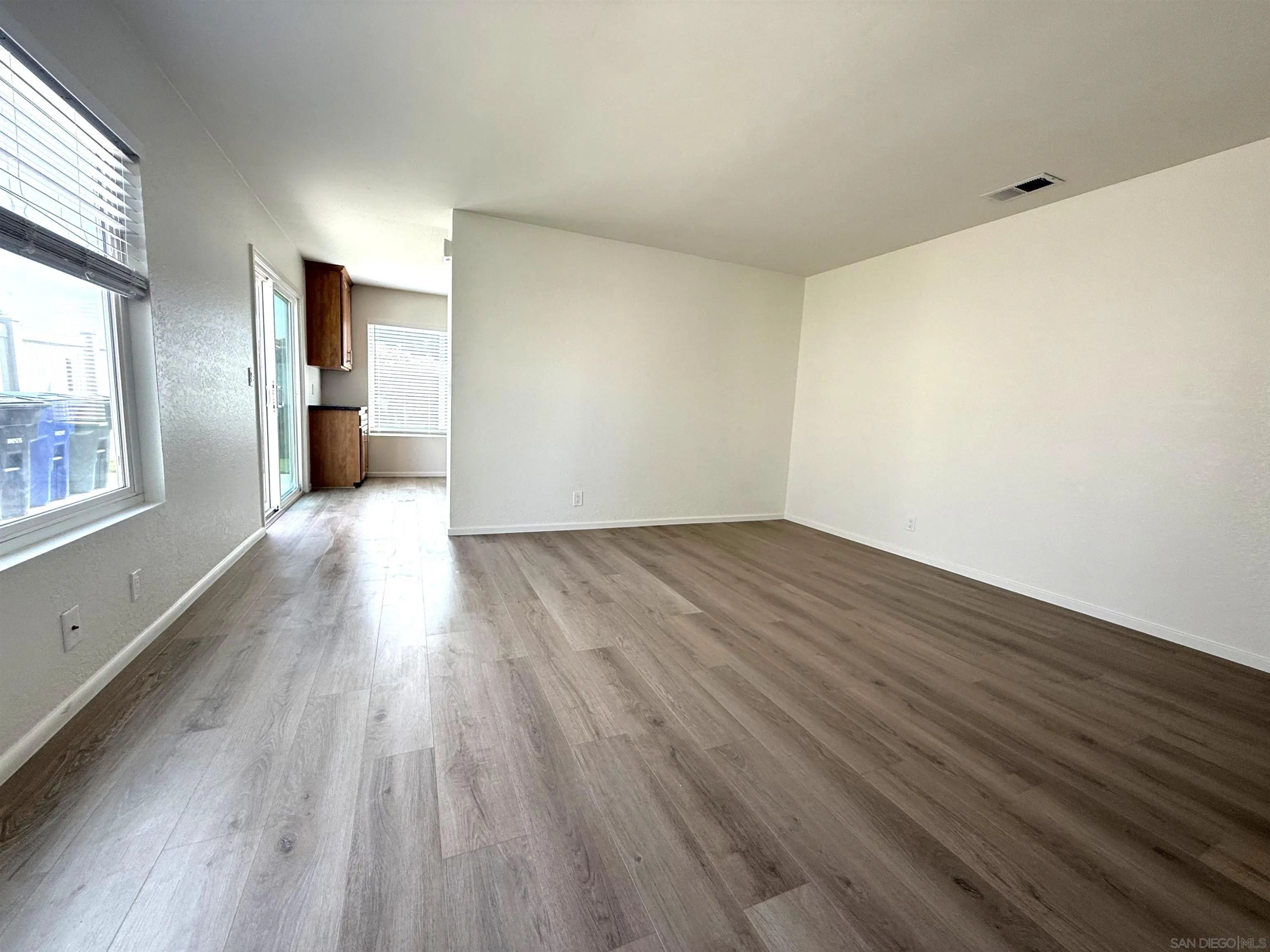 Photo #6: 260019020 Listing: Photo #6