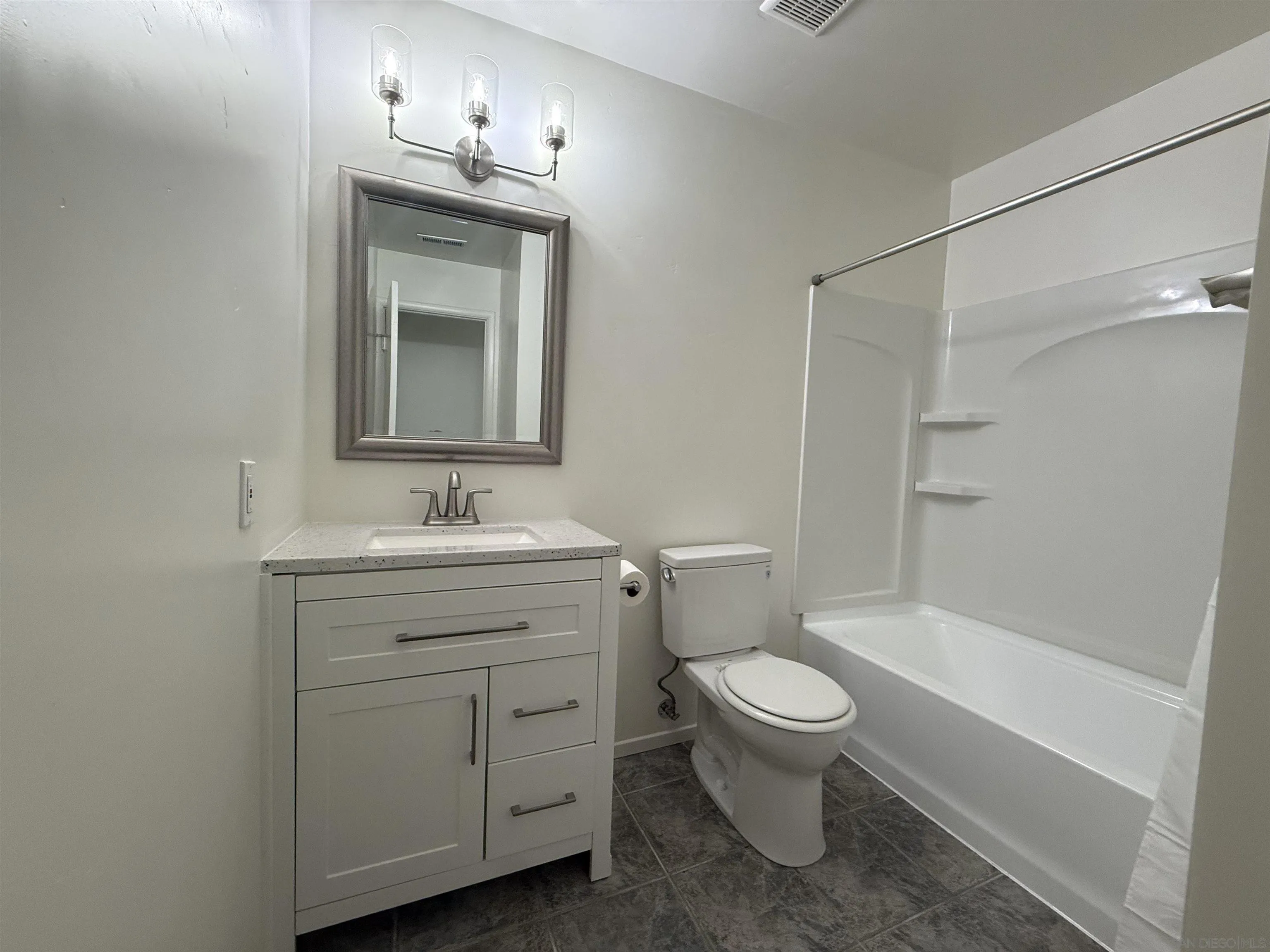 Photo #18: 260019020 Listing: Photo #18