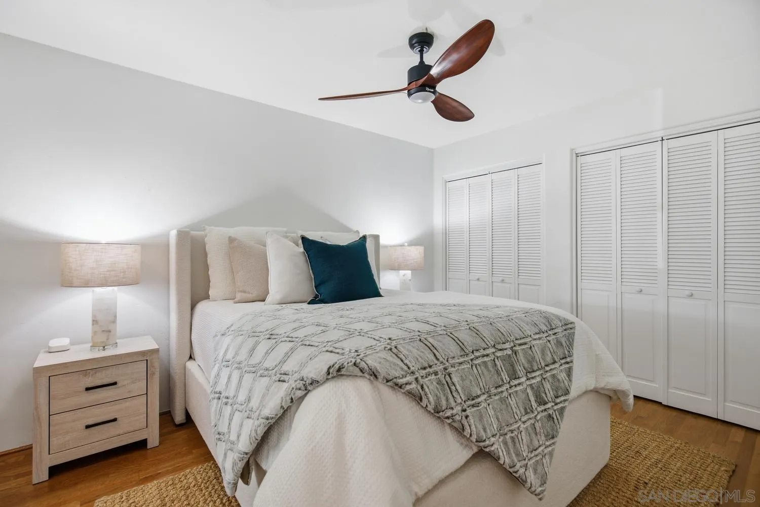 https://cdn.realtyfeed.com/cdn/127/260019022/67df03caaa55cb25620dfdaa04234c5b.webp