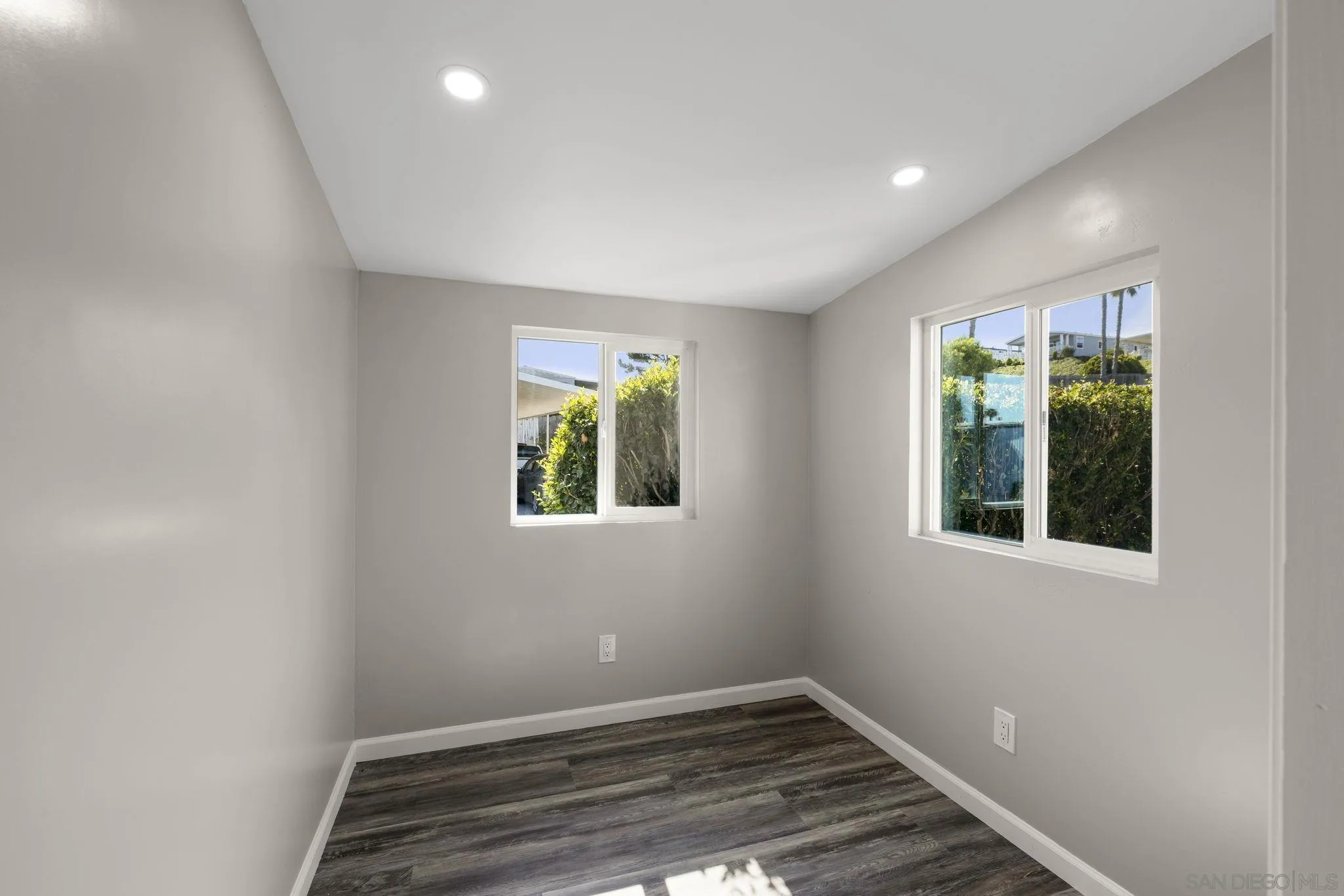 https://cdn.realtyfeed.com/cdn/127/260019024/5236622bc57ed98e4a04721eeb94e4b2.webp