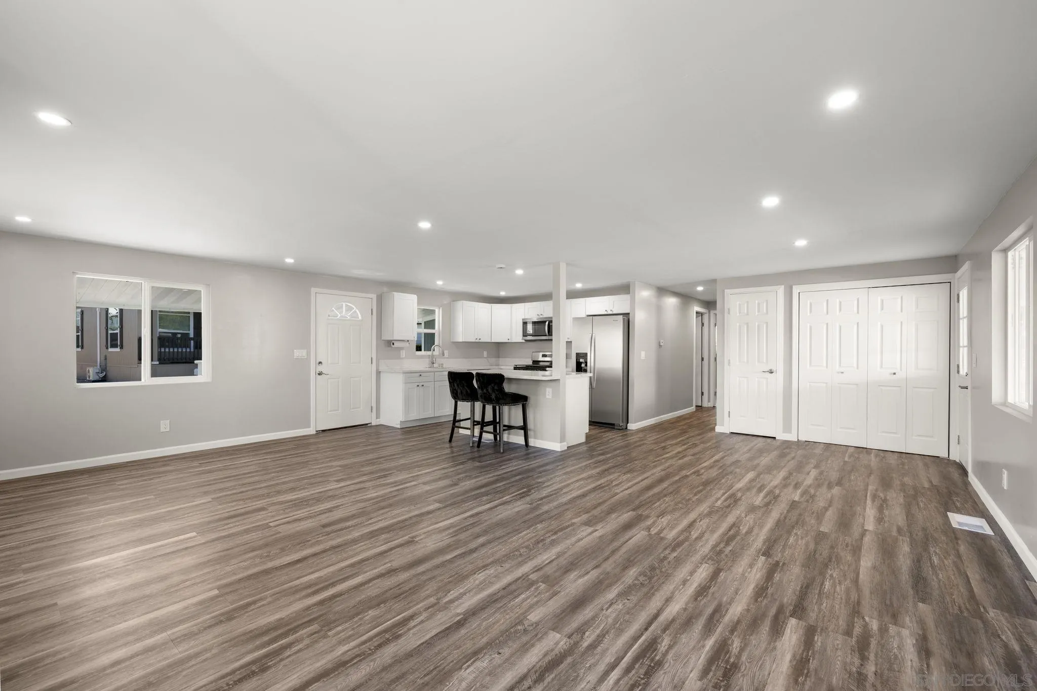 https://cdn.realtyfeed.com/cdn/127/260019024/6117d44ec9e25649ef5fd39ec826008b.webp