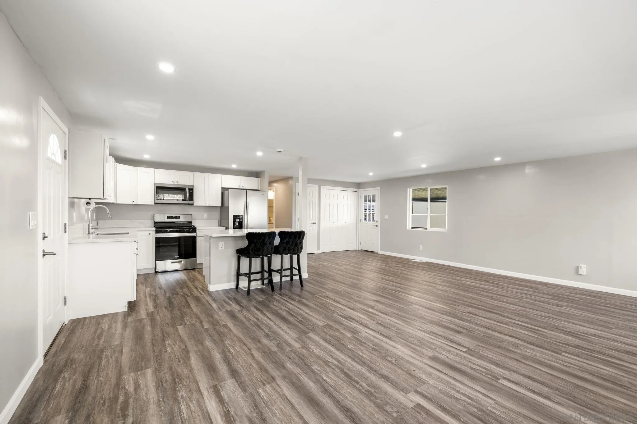 https://cdn.realtyfeed.com/cdn/127/260019024/7613183e20298df1641631313d29b538.webp