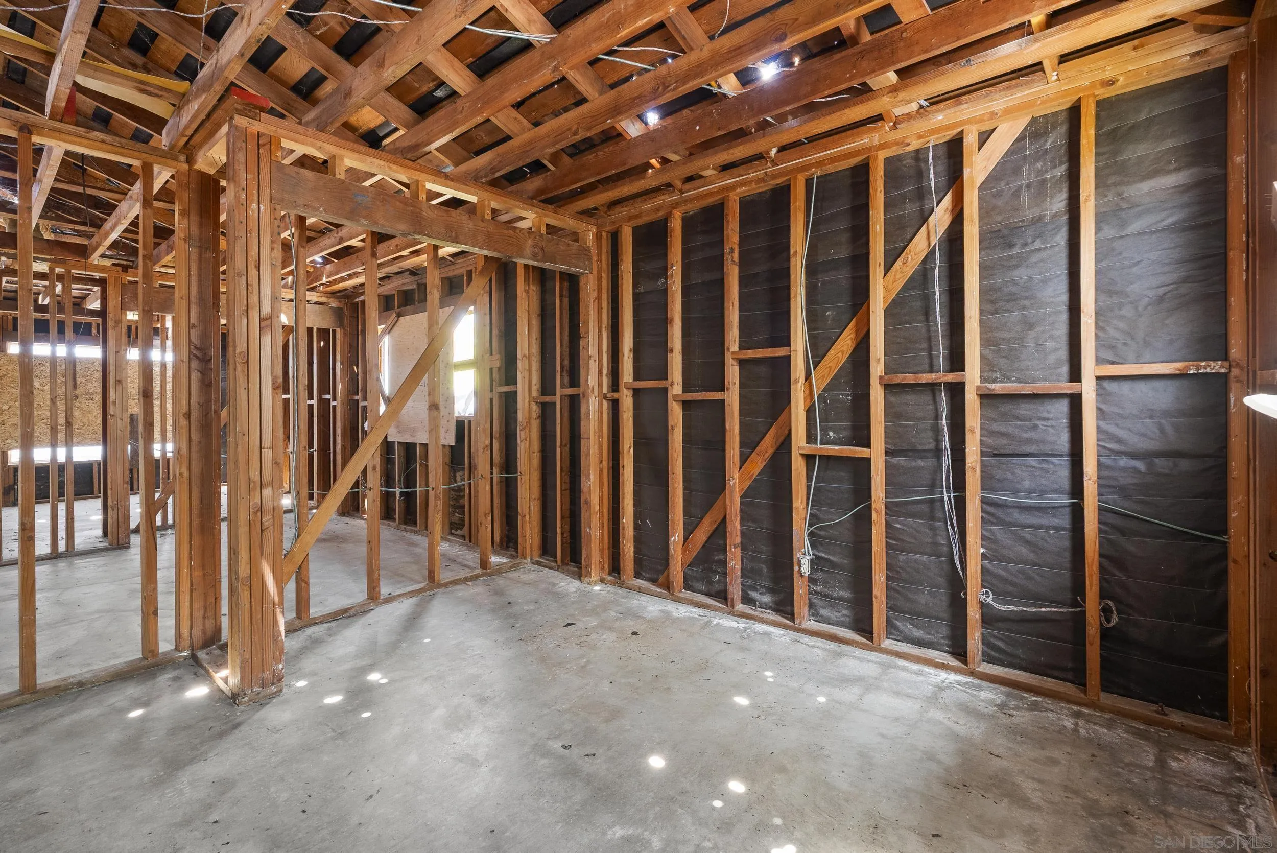 https://cdn.realtyfeed.com/cdn/127/260019025/3256d7113728449410da980c792d022d.webp