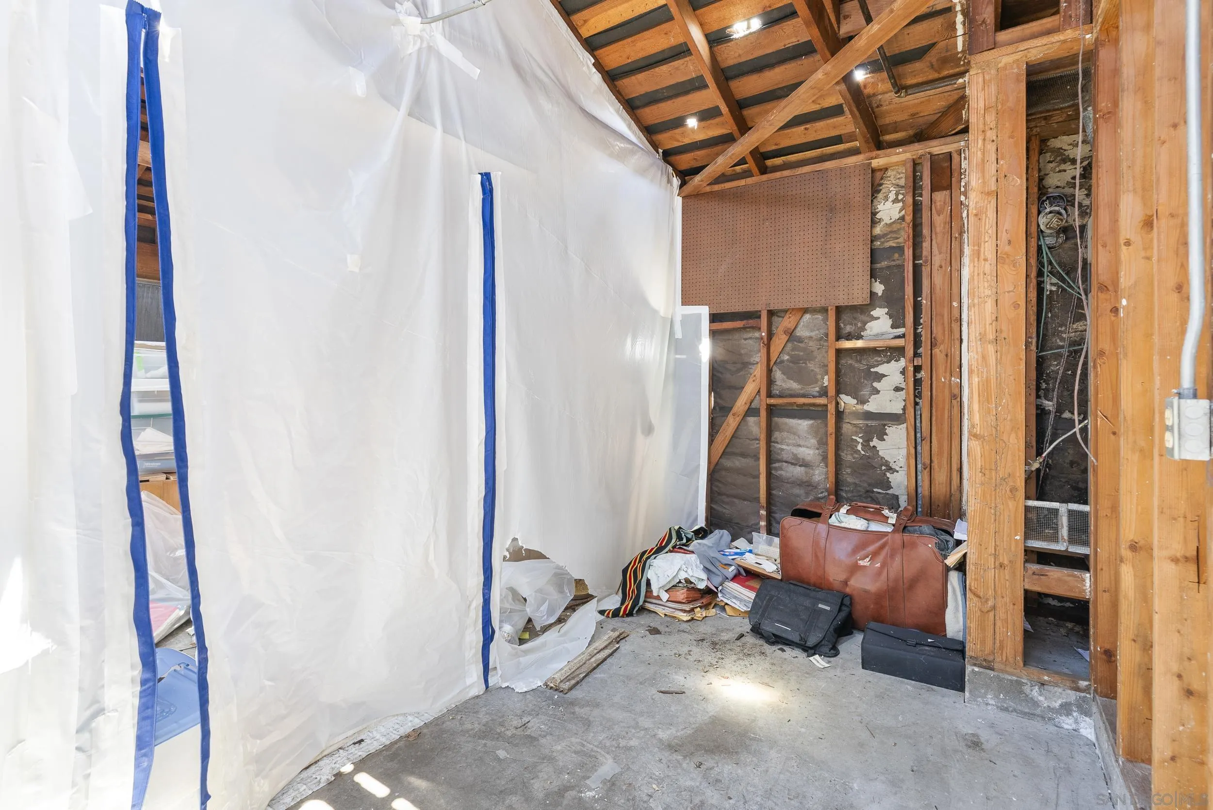 https://cdn.realtyfeed.com/cdn/127/260019025/b482fa64232ada876ba736e7d20849ae.webp
