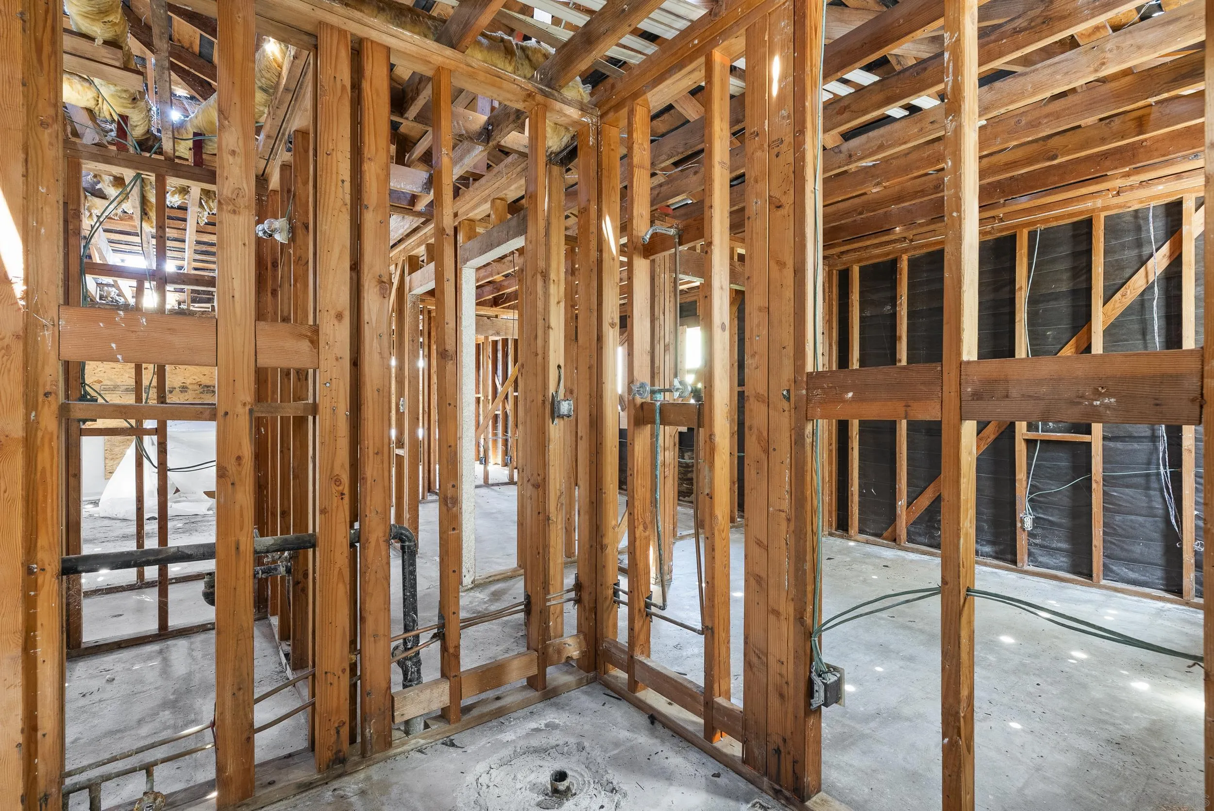 https://cdn.realtyfeed.com/cdn/127/260019025/e678750dcda632a7ba7f91d3956cef1b.webp