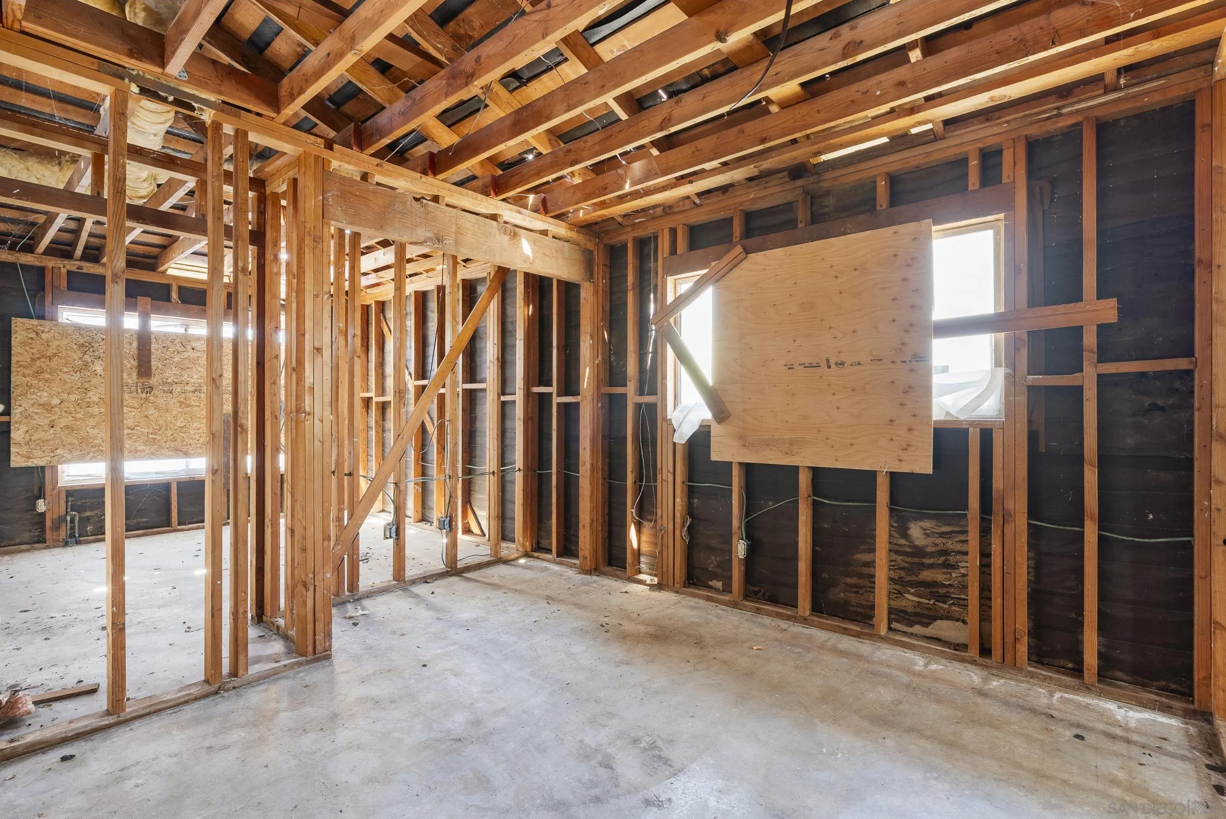 https://cdn.realtyfeed.com/cdn/127/260019025/fb0baffd48351e604f2aa237c47db4e3.webp