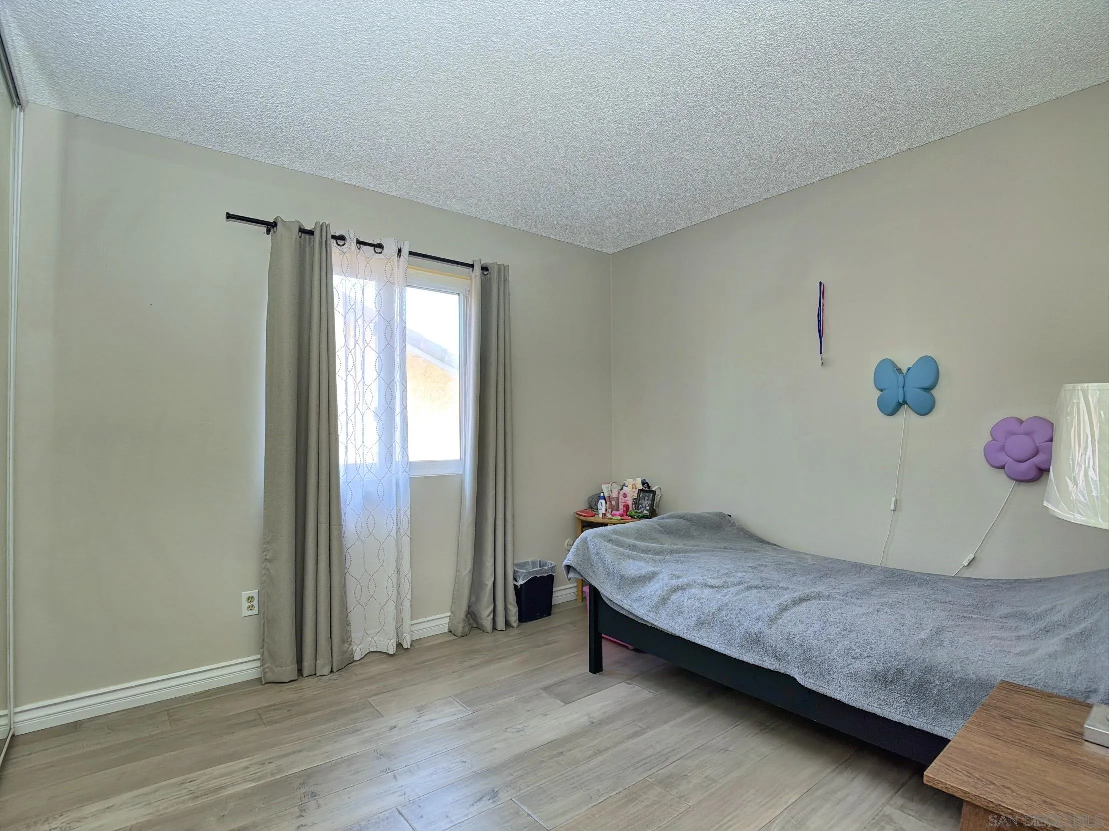 https://cdn.realtyfeed.com/cdn/127/260019028/70cf5c6c061a45d5bf41910bac7524a5.webp