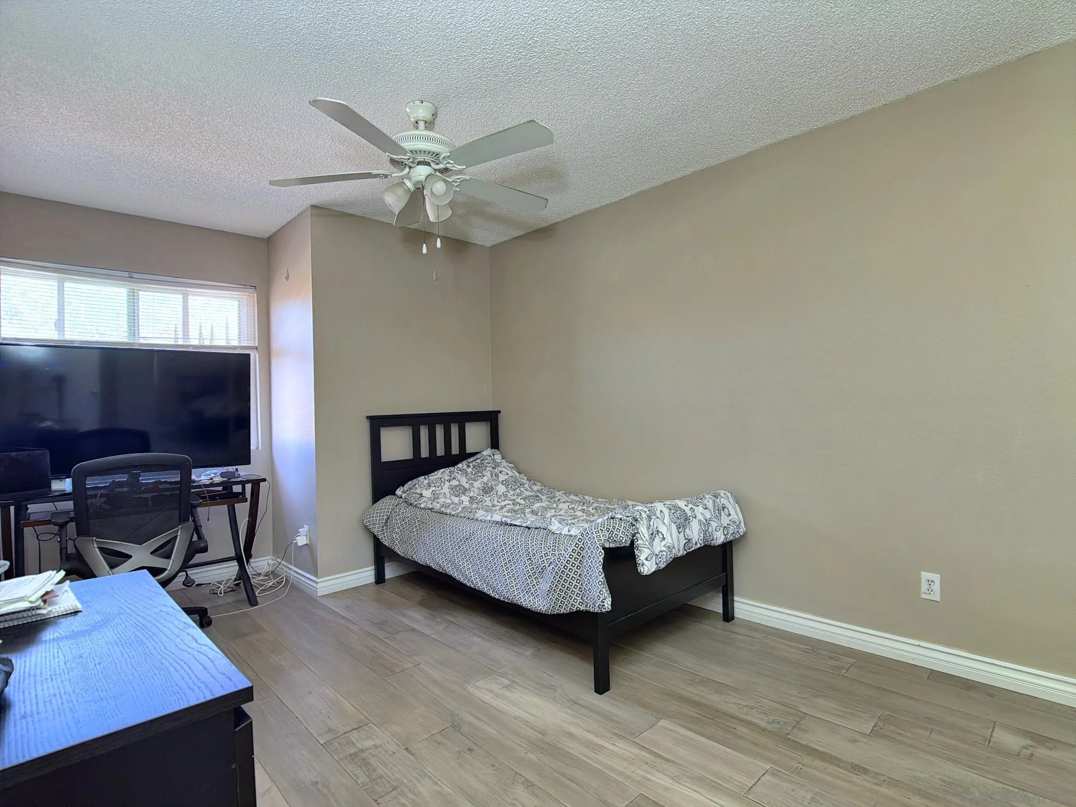 https://cdn.realtyfeed.com/cdn/127/260019028/d7df177ab52902f567f8f25544bbecd1.webp