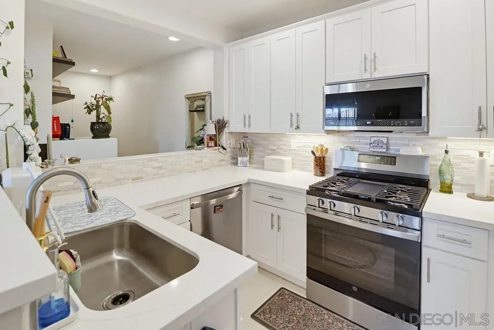 Photo #10: 260019029 Listing: Photo #10