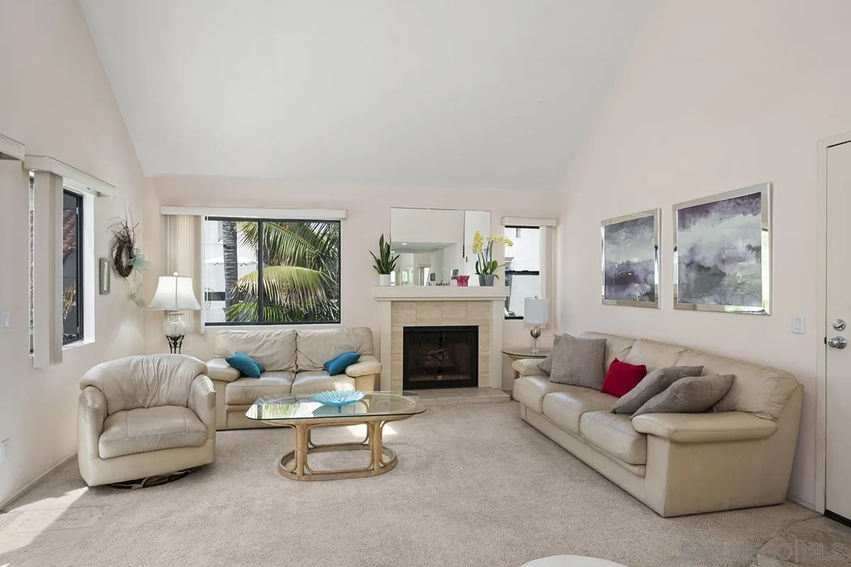 Photo #3: 260019031 Listing: Photo #3