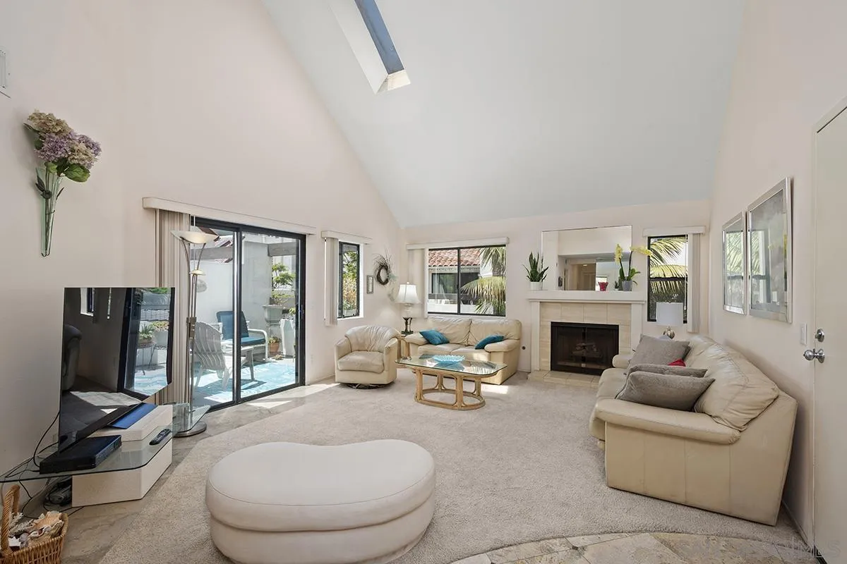 Photo #2: 260019031 Listing: Photo #2