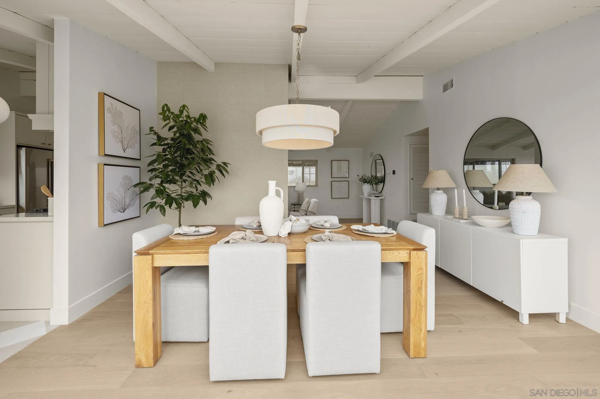 https://cdn.realtyfeed.com/cdn/127/260019032/254ea8ca67c549f8c349714ac8d0866c.webp