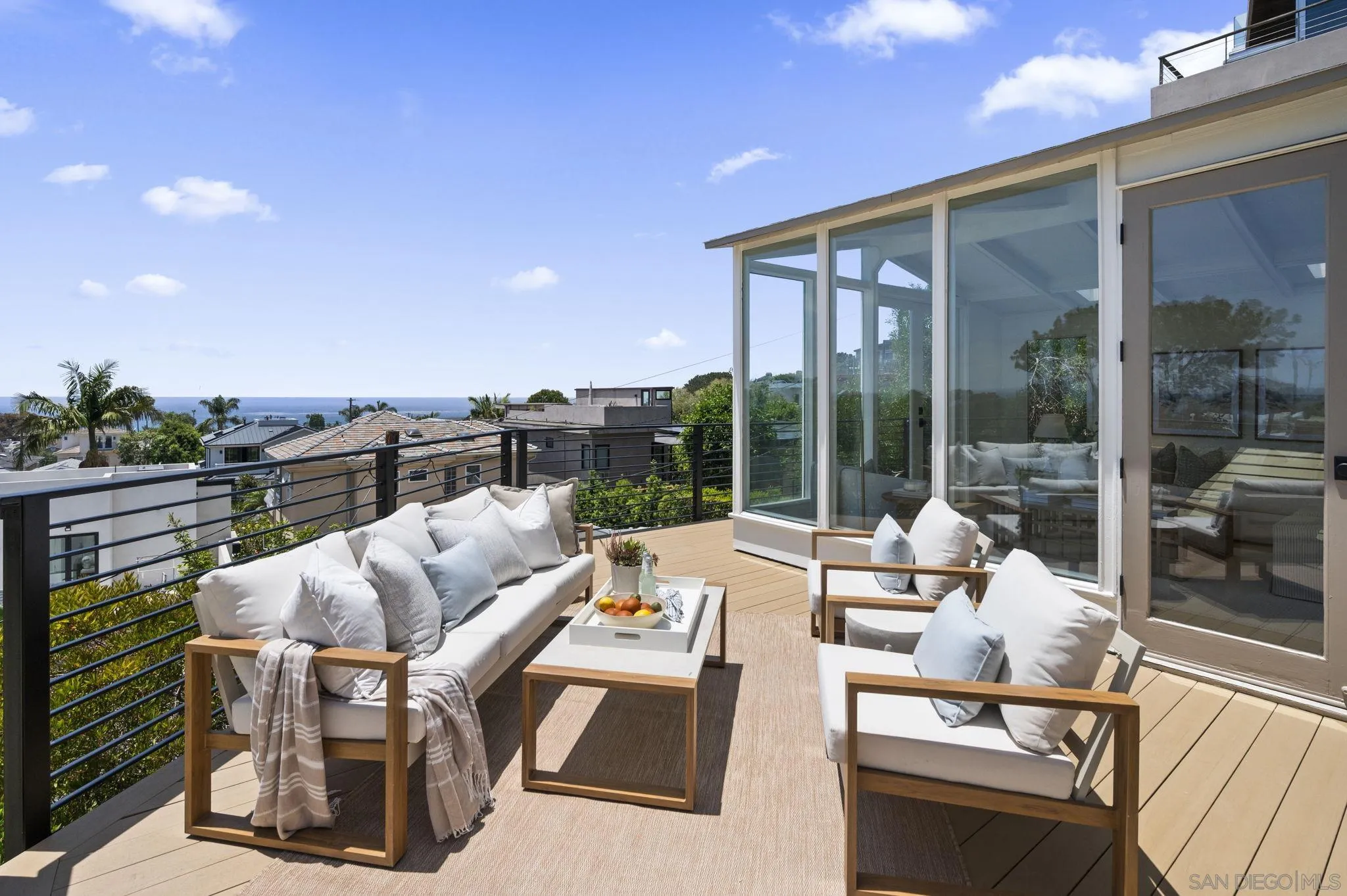 https://cdn.realtyfeed.com/cdn/127/260019032/8a4aa2757e9cacbabe9b3dc5c8f16962.webp