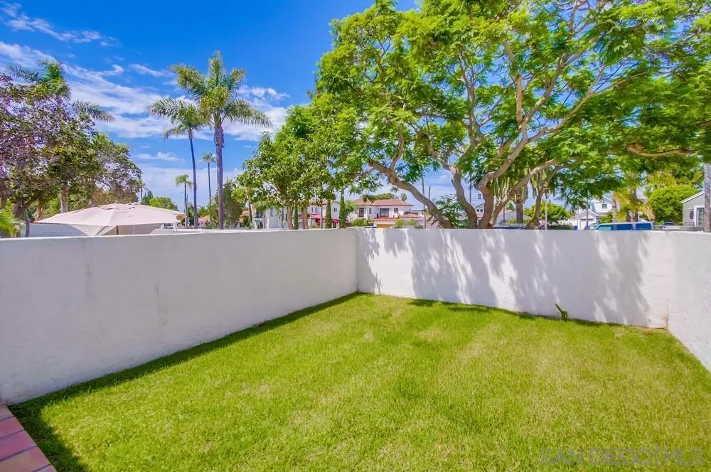 https://cdn.realtyfeed.com/cdn/127/260019040/540e65ad8be315b5f1c33ed68207e7a6.webp