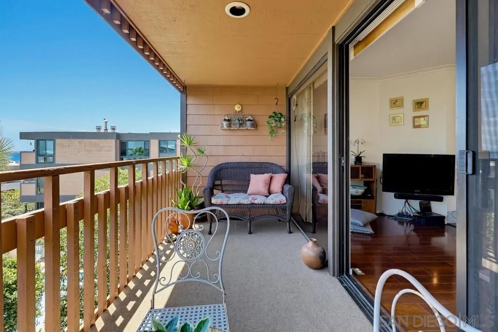 https://cdn.realtyfeed.com/cdn/127/260019042/15a96cef8239e49eec39fa2e6be79105.webp