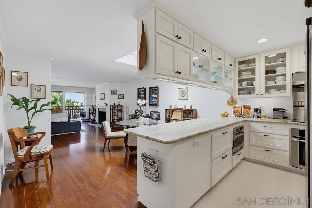 Photo #6: 260019042 Listing: Photo #6