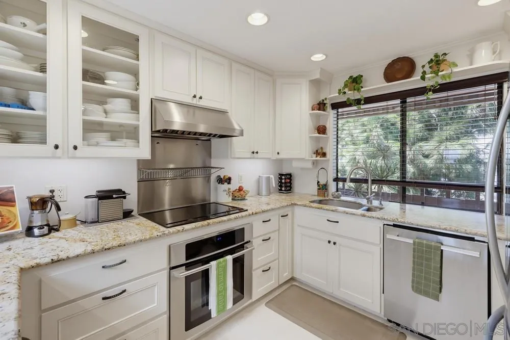Photo #9: 260019042 Listing: Photo #9