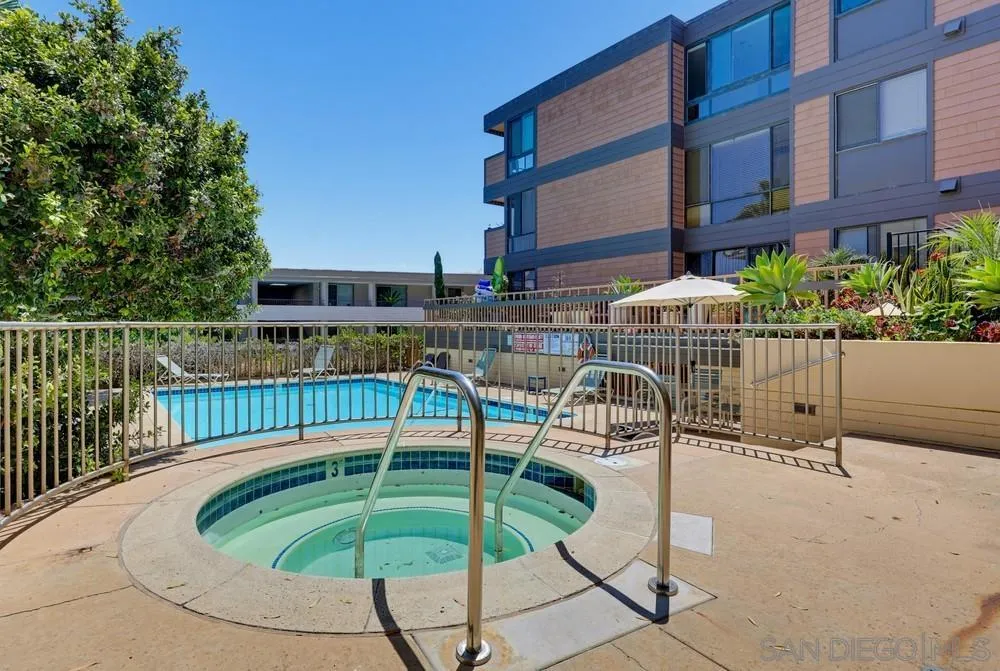https://cdn.realtyfeed.com/cdn/127/260019042/760aa6190e9fdac6872867a87b8d1535.webp