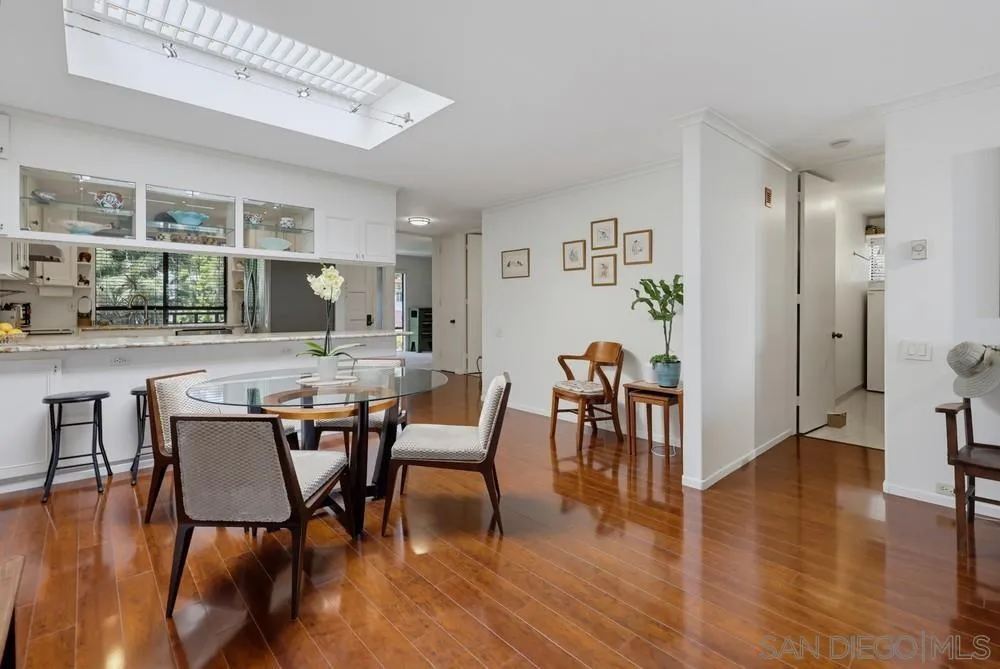 https://cdn.realtyfeed.com/cdn/127/260019042/d99da3255481102ace3c5652577dcbd8.webp