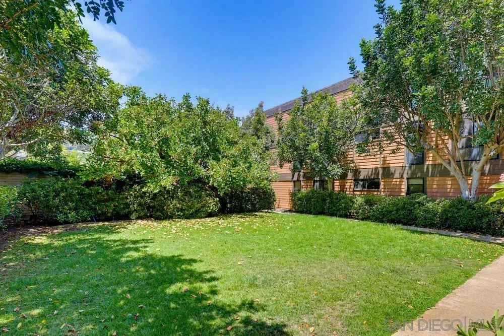 https://cdn.realtyfeed.com/cdn/127/260019042/d9e2d827e61a8d4d1ee7d77470e7be37.webp