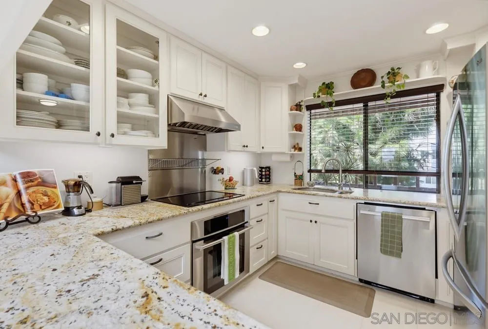 https://cdn.realtyfeed.com/cdn/127/260019042/dc1e172a9872413e687eae1e71bbbe6b.webp