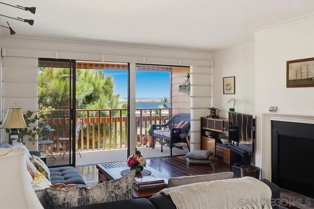 https://cdn.realtyfeed.com/cdn/127/260019042/ebf5f223c46c90619f9f3bb76865451a.webp