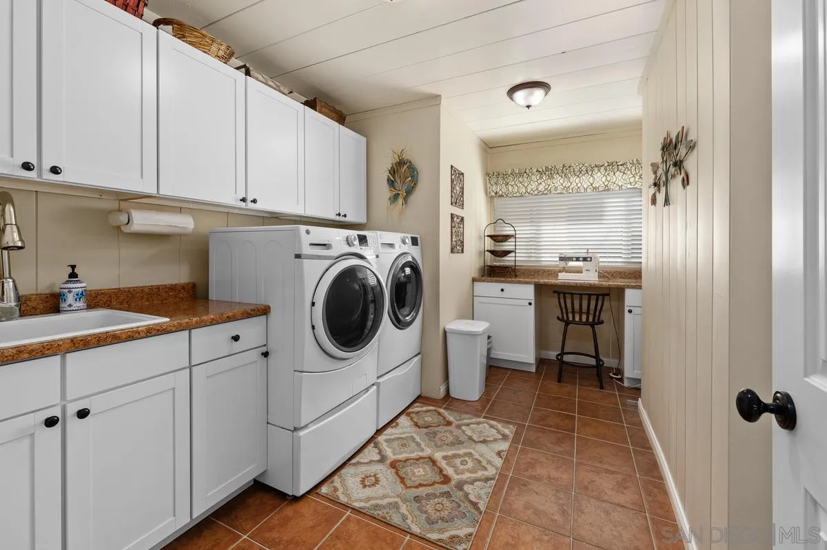 https://cdn.realtyfeed.com/cdn/127/260019050/a84eefb6f24a2ed7c953bda52898a1cf.webp