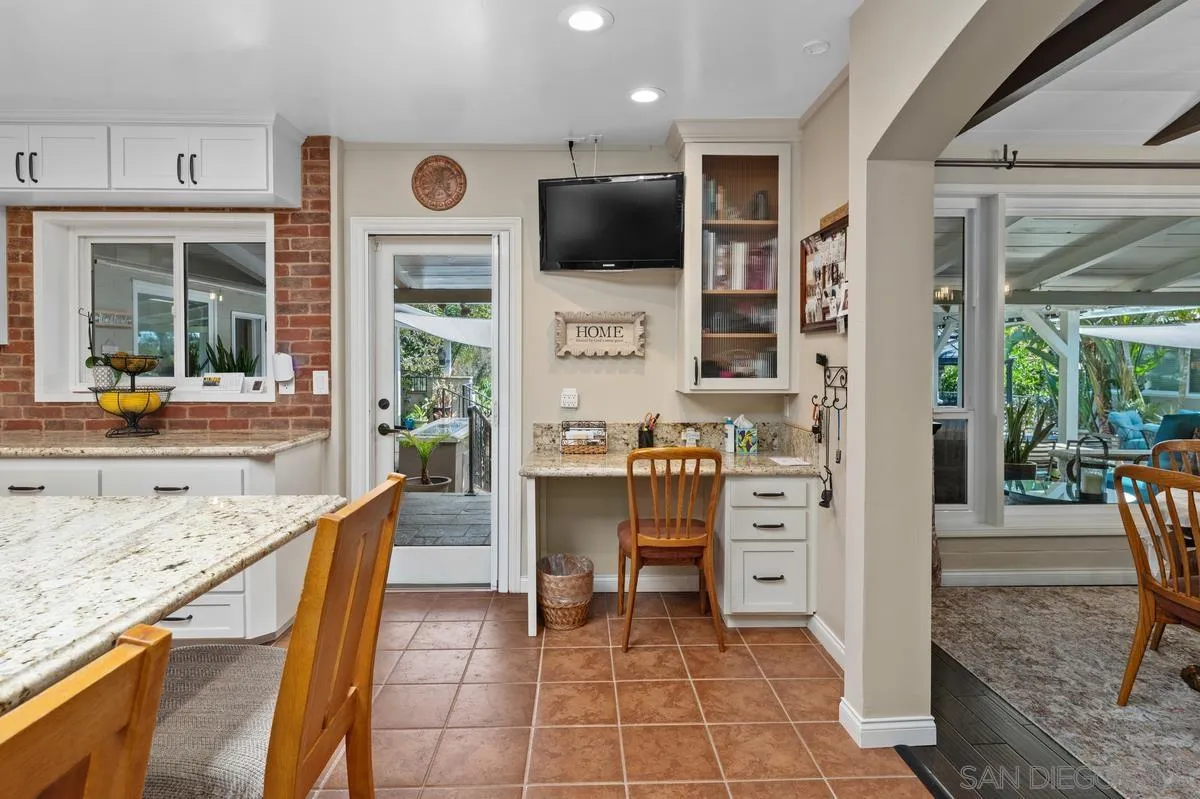 https://cdn.realtyfeed.com/cdn/127/260019050/c1ddcaa45d3c3defd179815edbdf3abc.webp