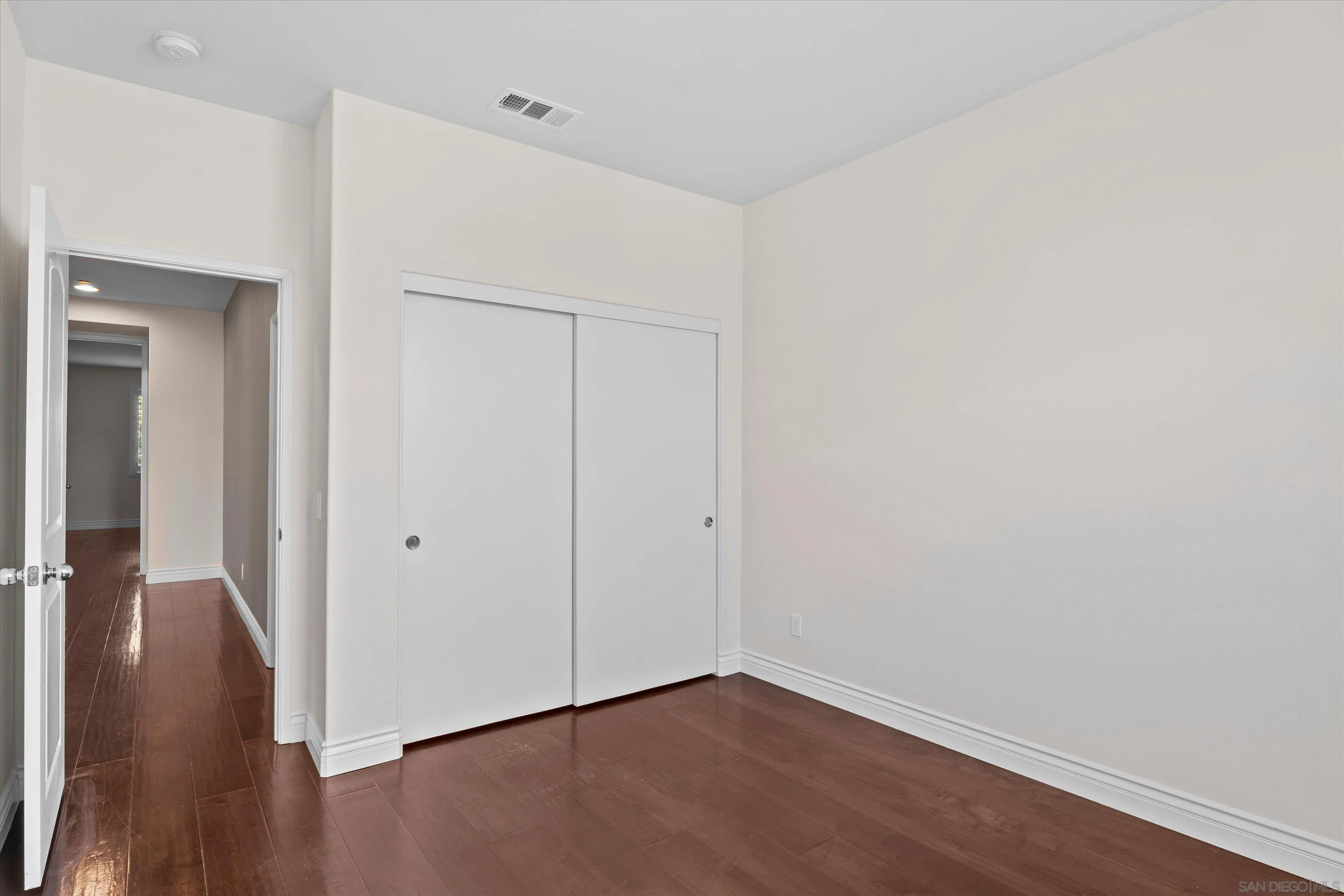 Photo #19: 260019057 Listing: Photo #19