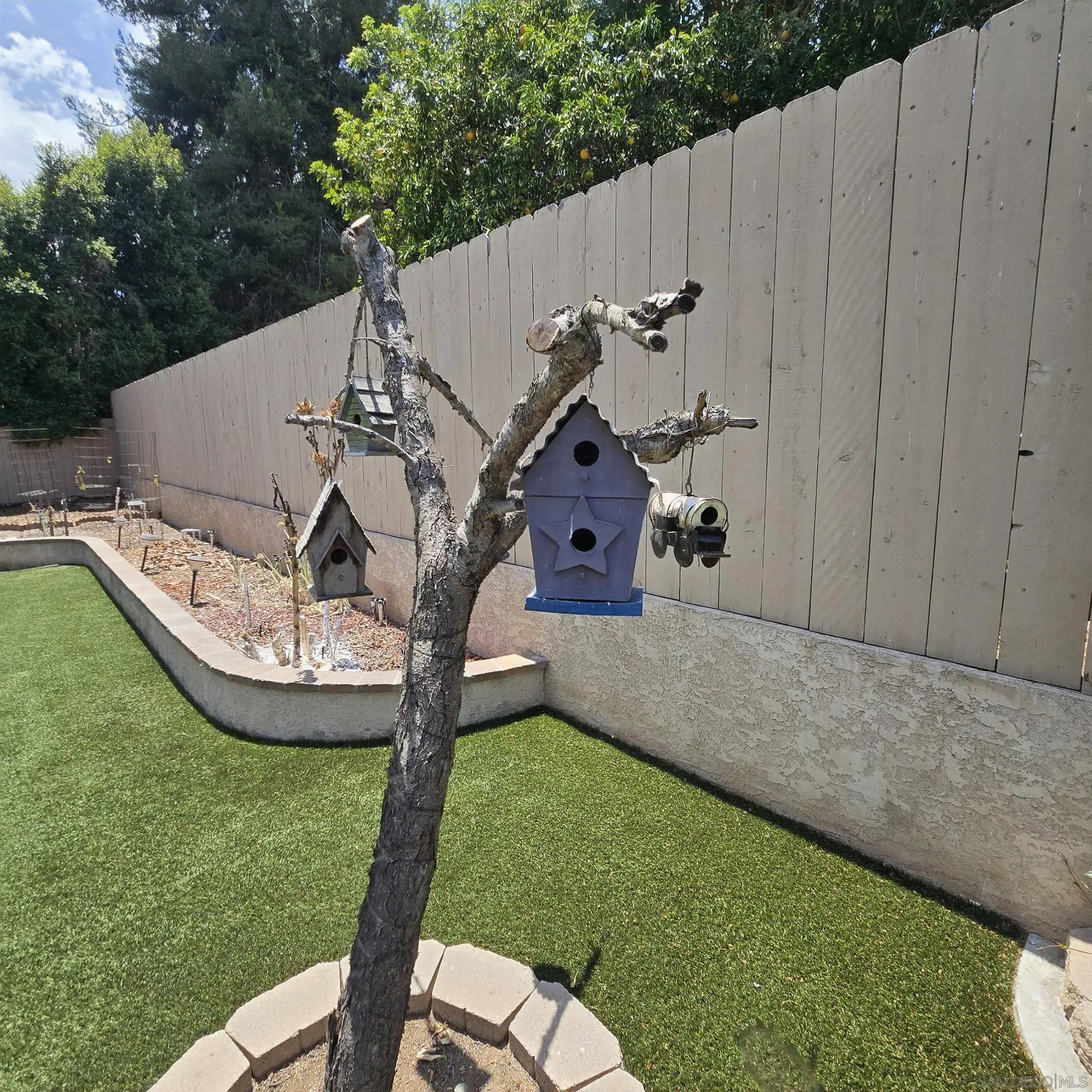 https://cdn.realtyfeed.com/cdn/127/260019058/11691171c8a86bdd2b70e475f782fb77.webp