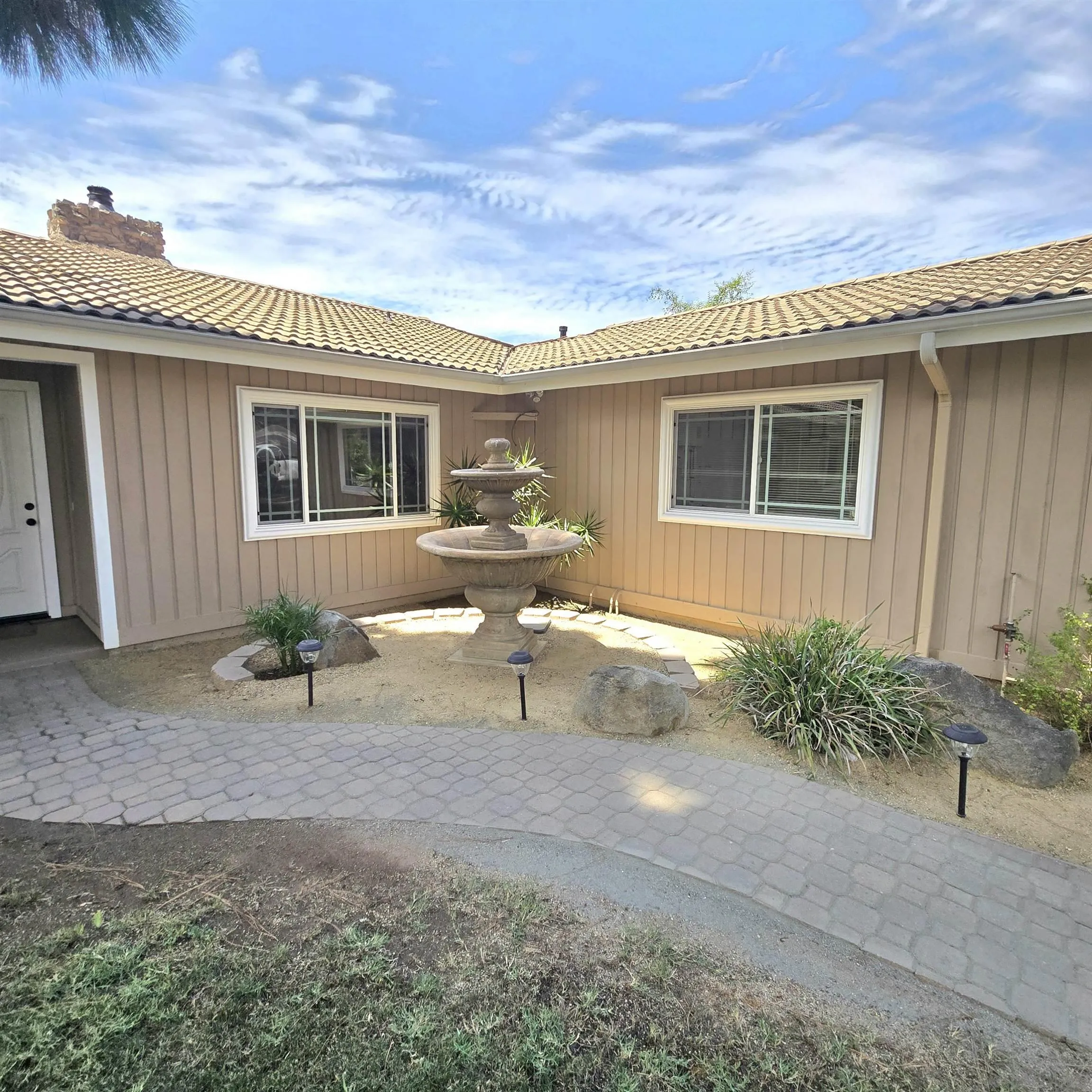 https://cdn.realtyfeed.com/cdn/127/260019058/d52b2497818f1176ea1967b6d5ad2dd7.webp