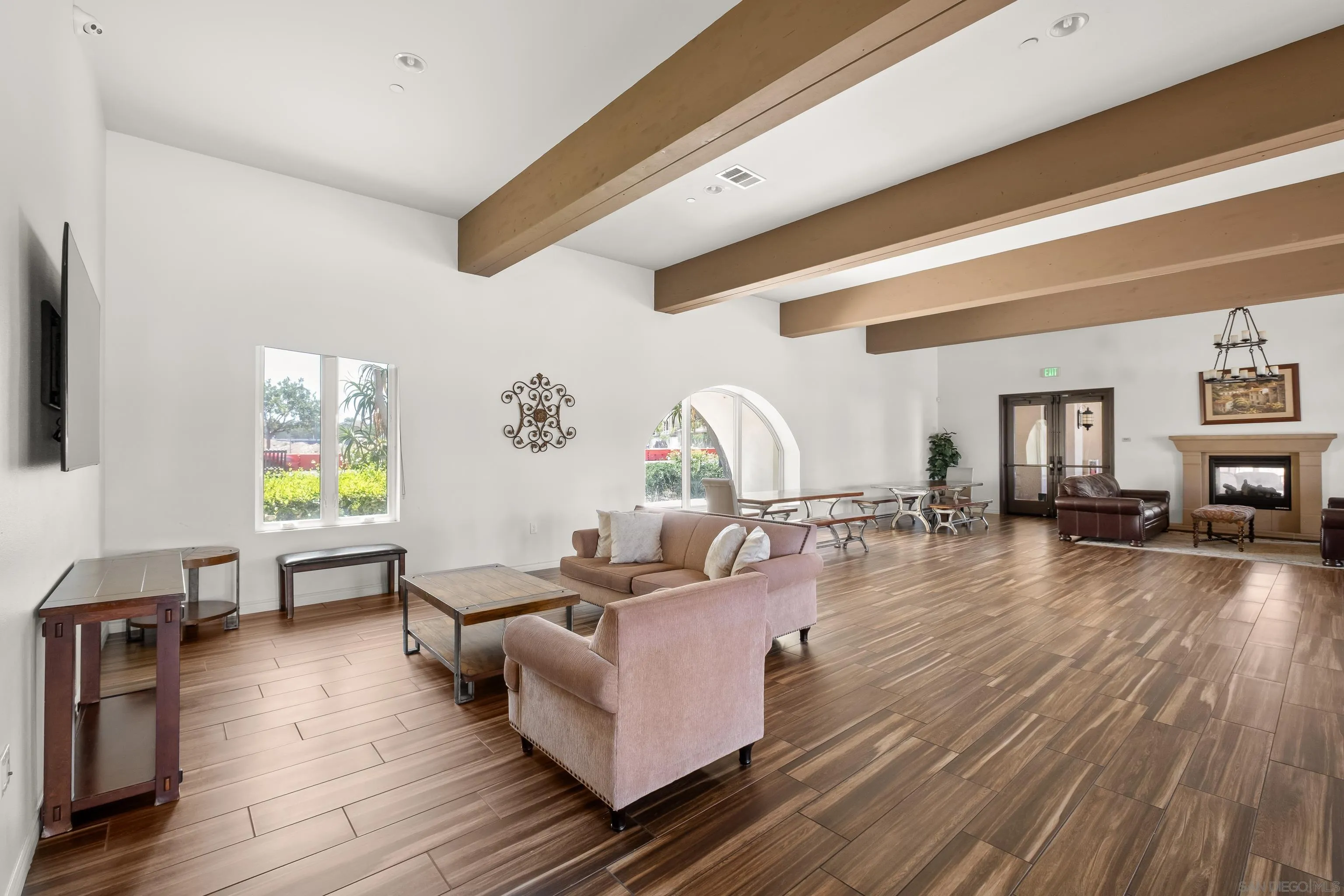 https://cdn.realtyfeed.com/cdn/127/260019065/b7e6677cb07ea924c3f0149516042db2.webp